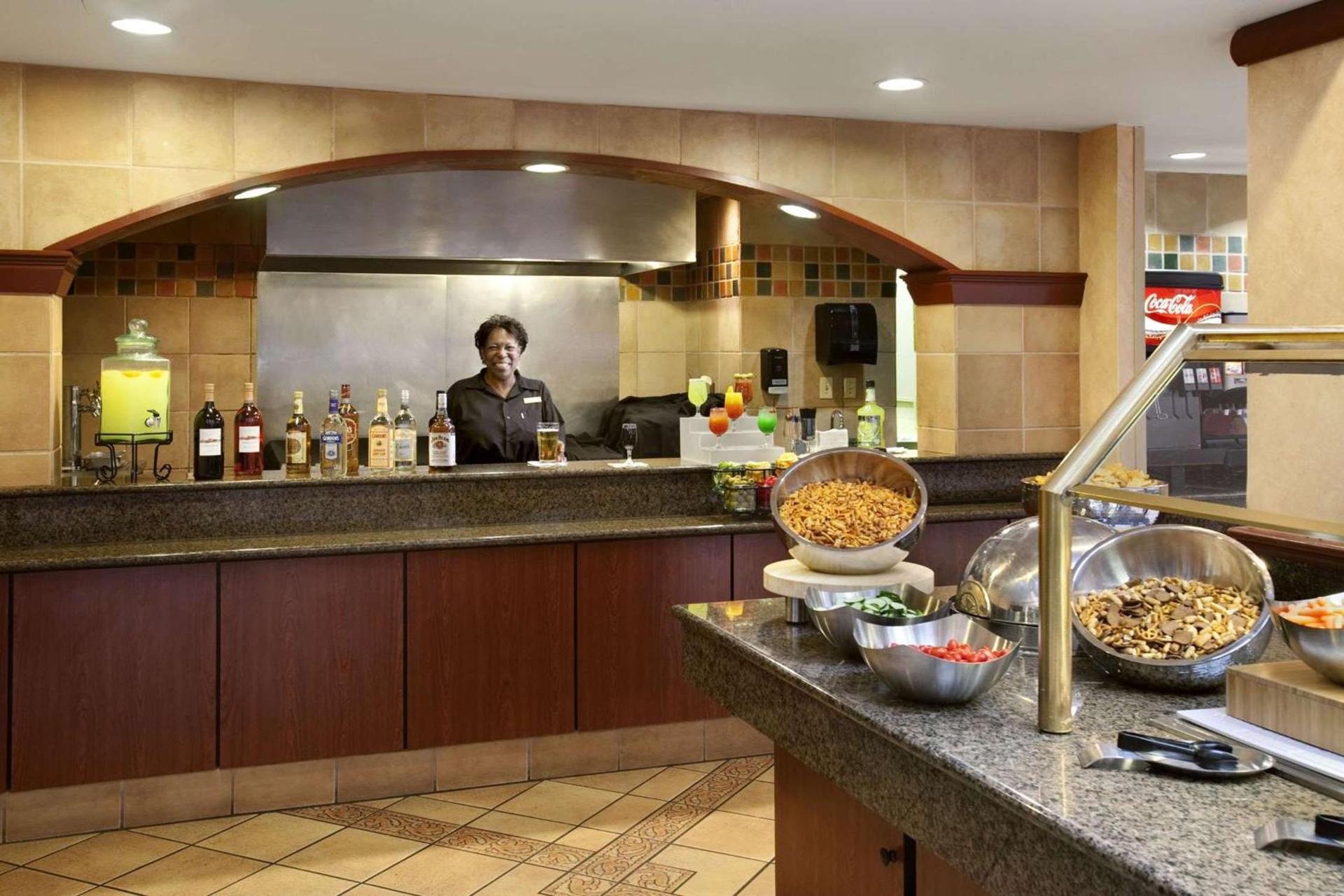 Embassy Suites by Hilton Columbia Greystone photo 14