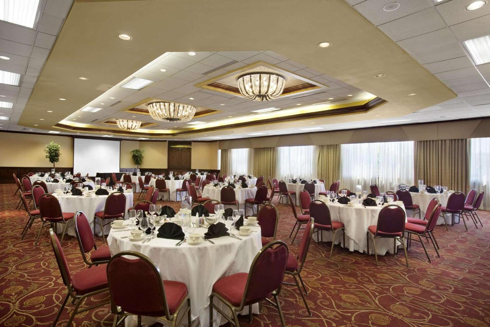 Embassy Suites by Hilton Columbia Greystone photo 39