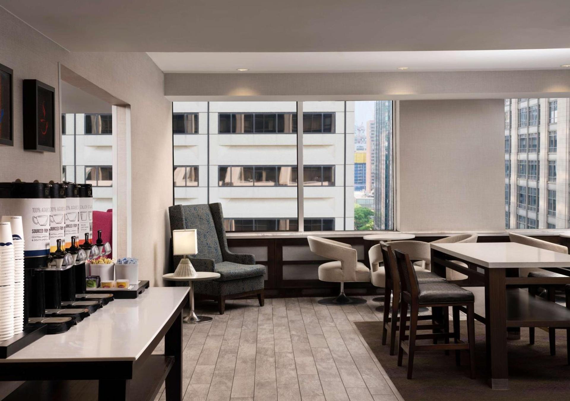 Hampton Inn Chicago Downtown/Magnificent Mile photo 23