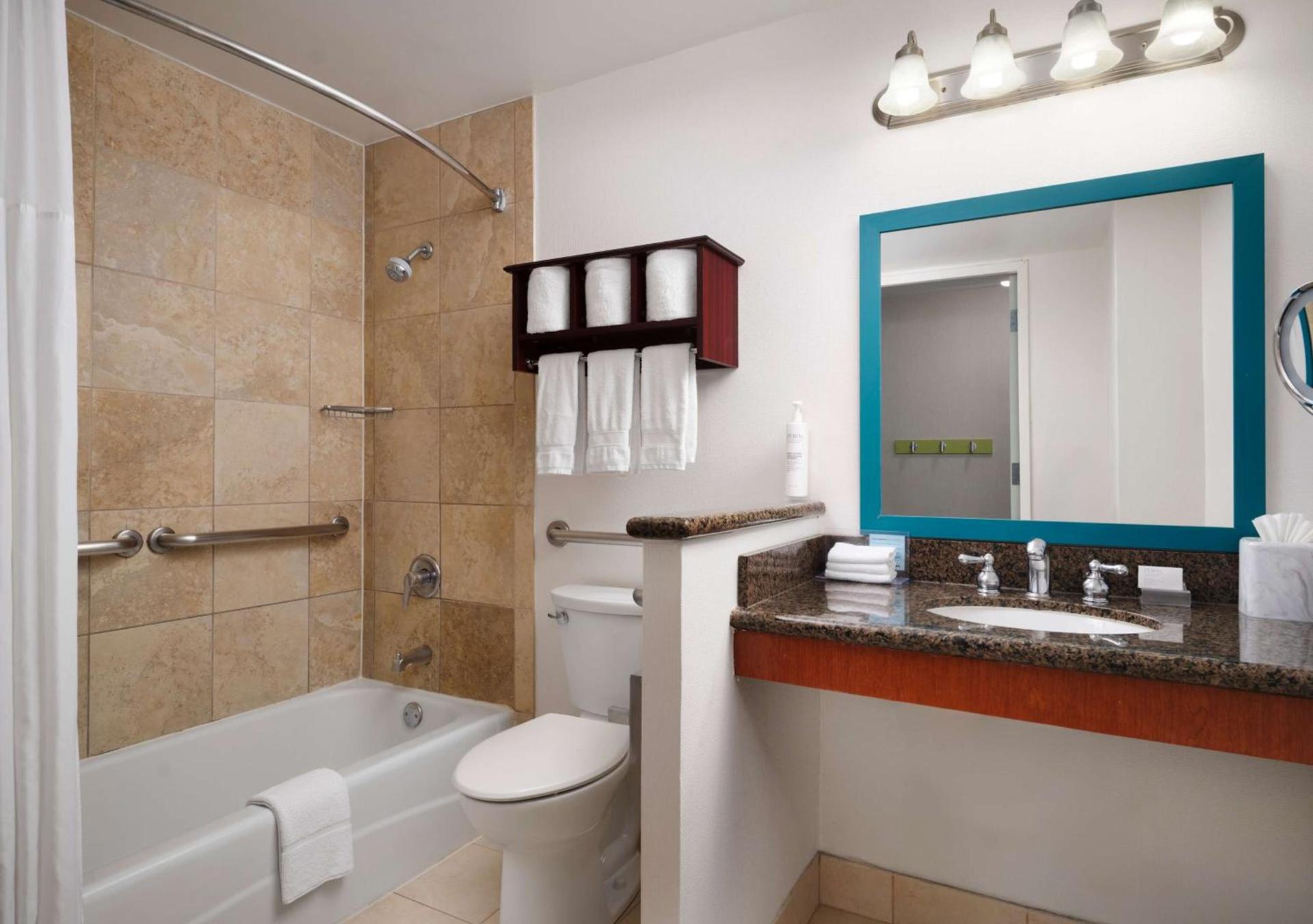 Hampton Inn Chicago Downtown/Magnificent Mile photo 4