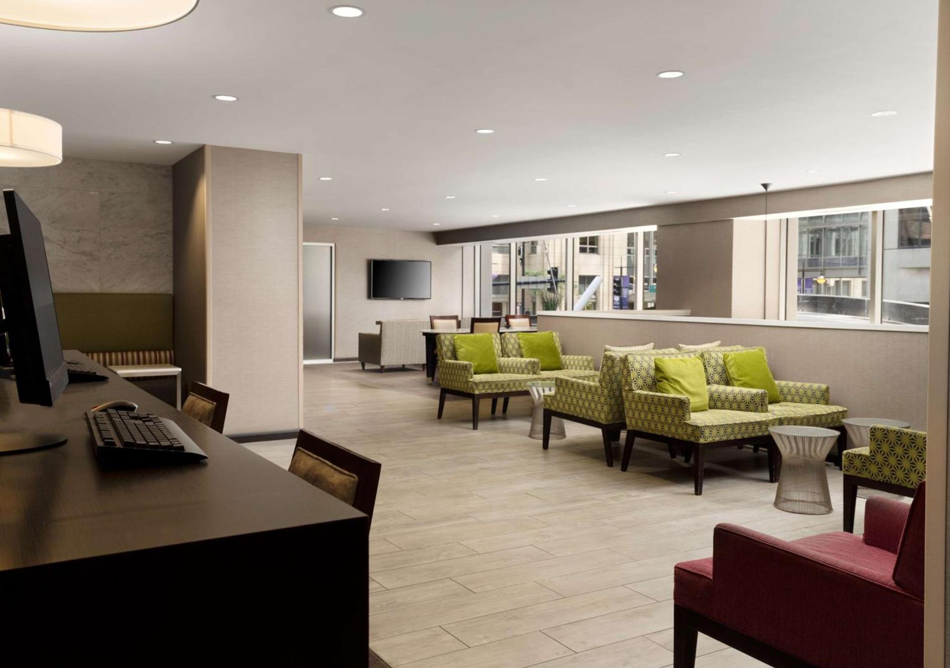 Hampton Inn Chicago Downtown/Magnificent Mile photo 21