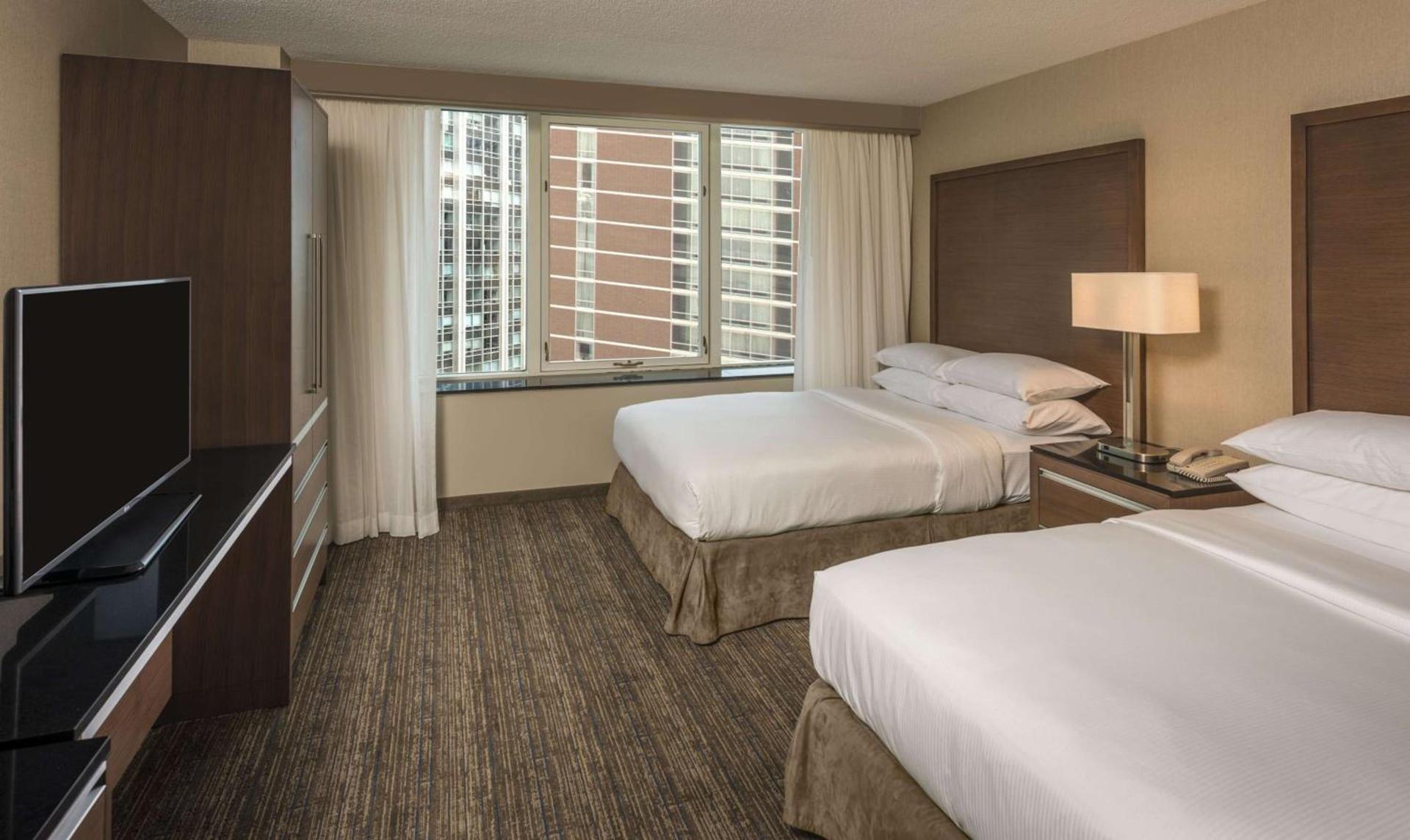 Embassy Suites by Hilton Chicago Downtown Magnificent Mile photo 34