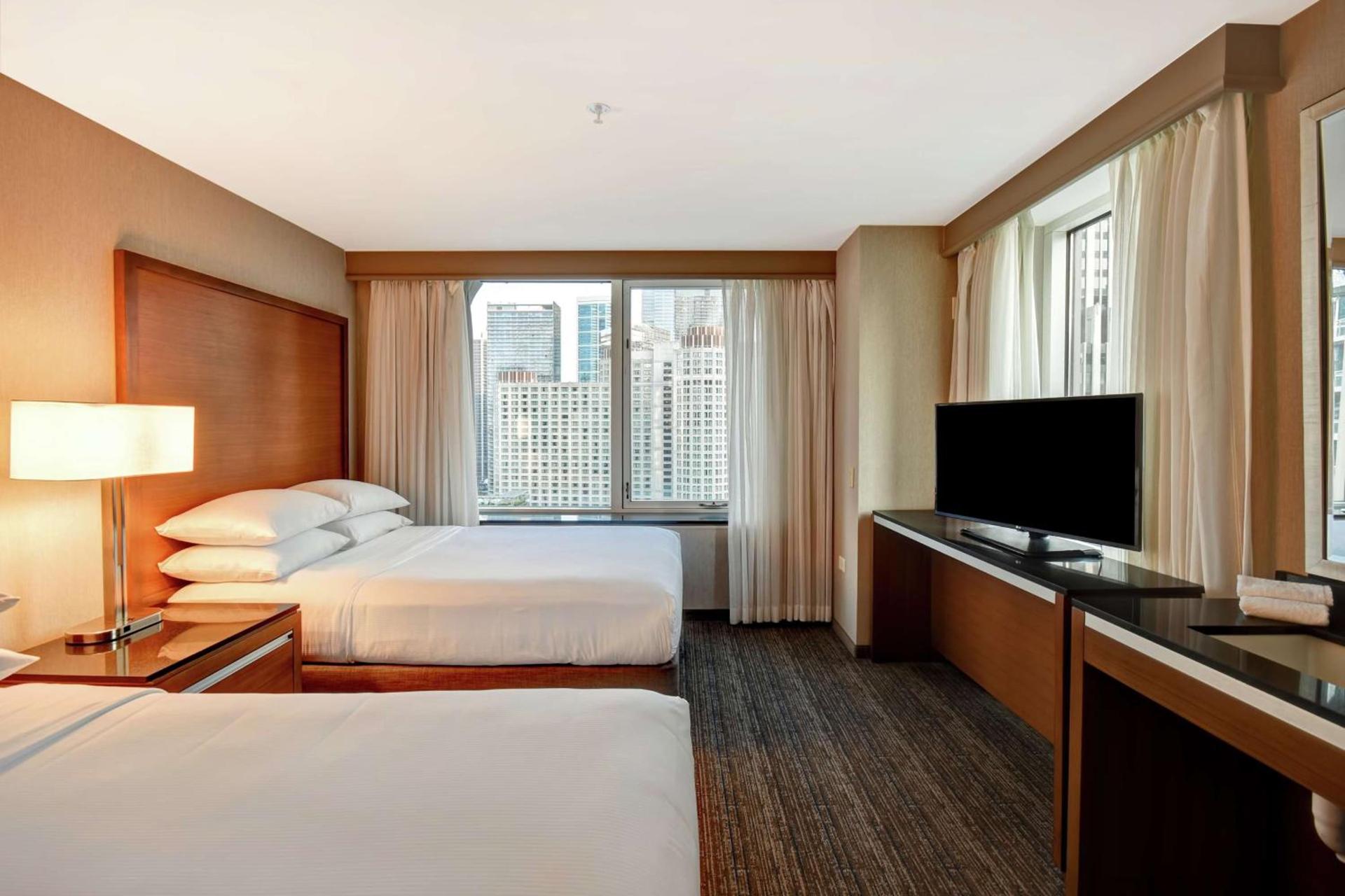 Embassy Suites by Hilton Chicago Downtown Magnificent Mile photo 55