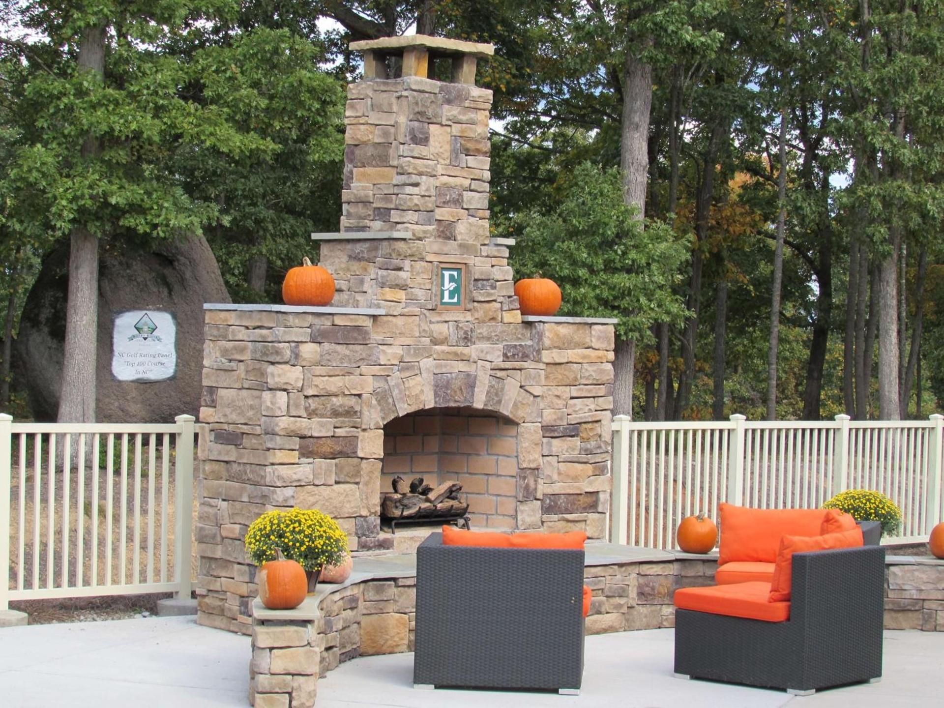 Embassy Suites by Hilton Charlotte Concord Golf Resort & Spa photo 4