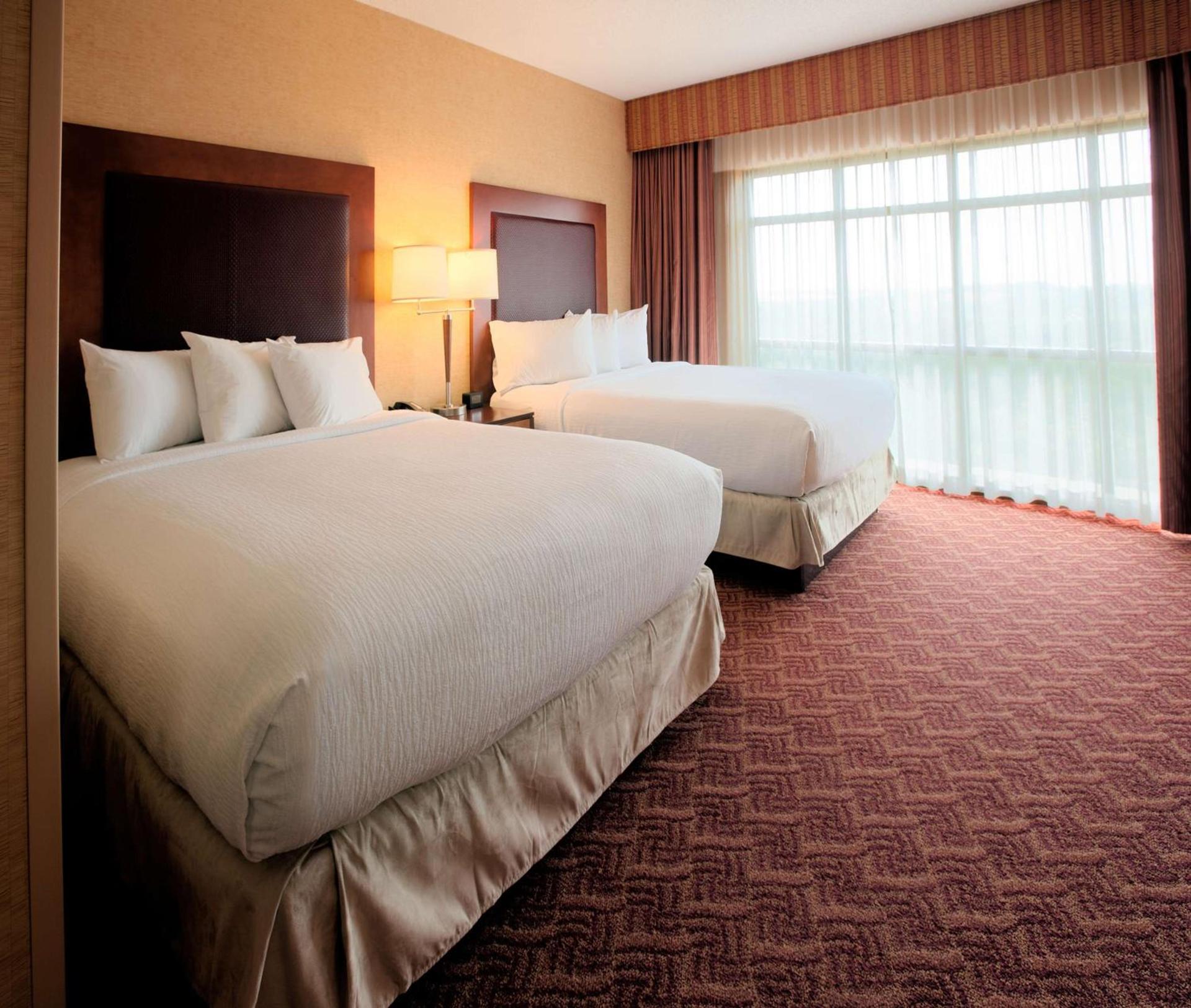 Embassy Suites by Hilton Charlotte Concord Golf Resort & Spa photo 40