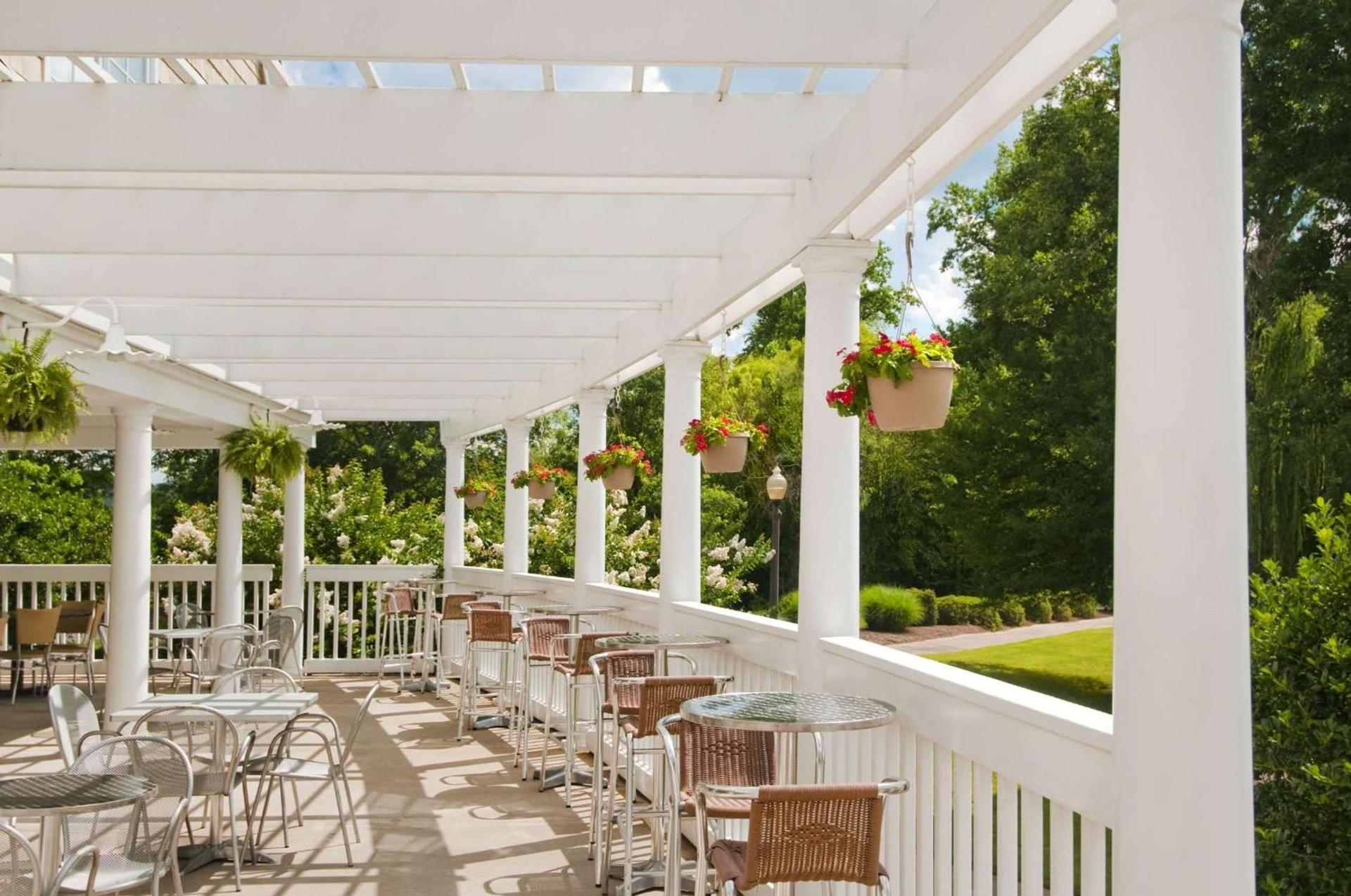 Embassy Suites by Hilton Charlotte Concord Golf Resort & Spa photo 85