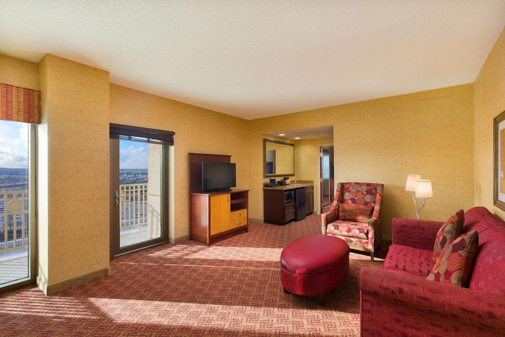 Embassy Suites by Hilton Charlotte Concord Golf Resort & Spa photo 92