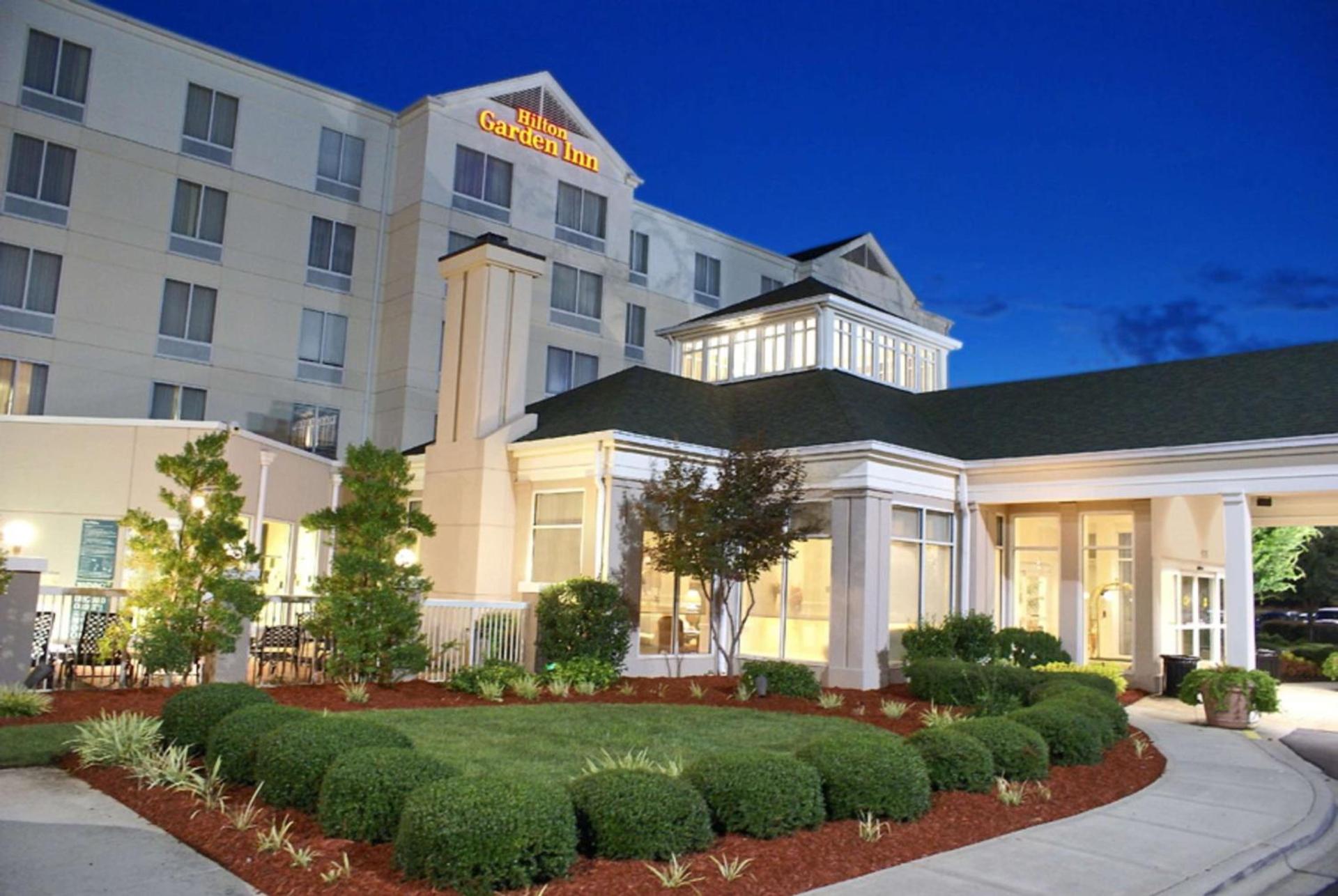 Hilton Garden Inn Charlotte North photo 1