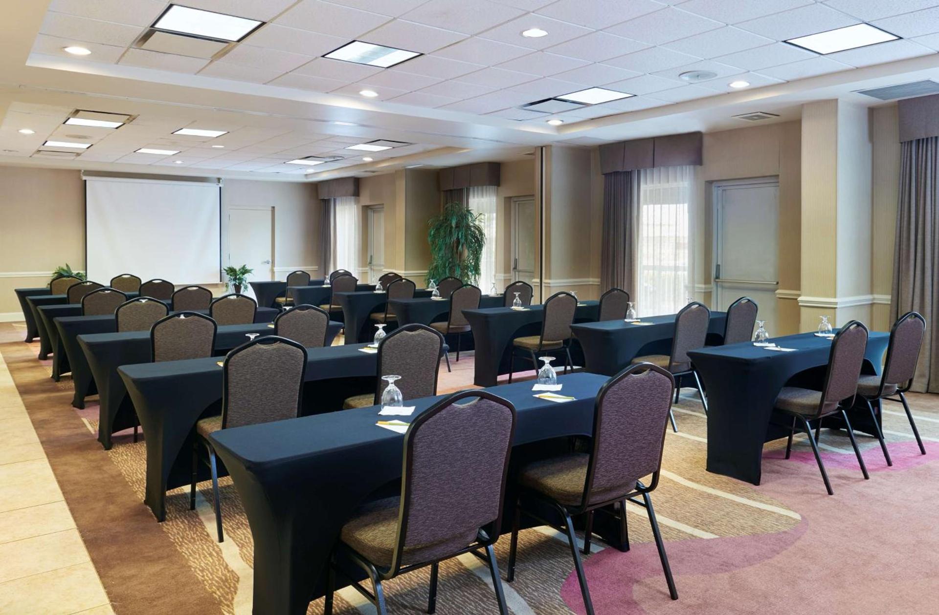 Hilton Garden Inn Charlotte North photo 25