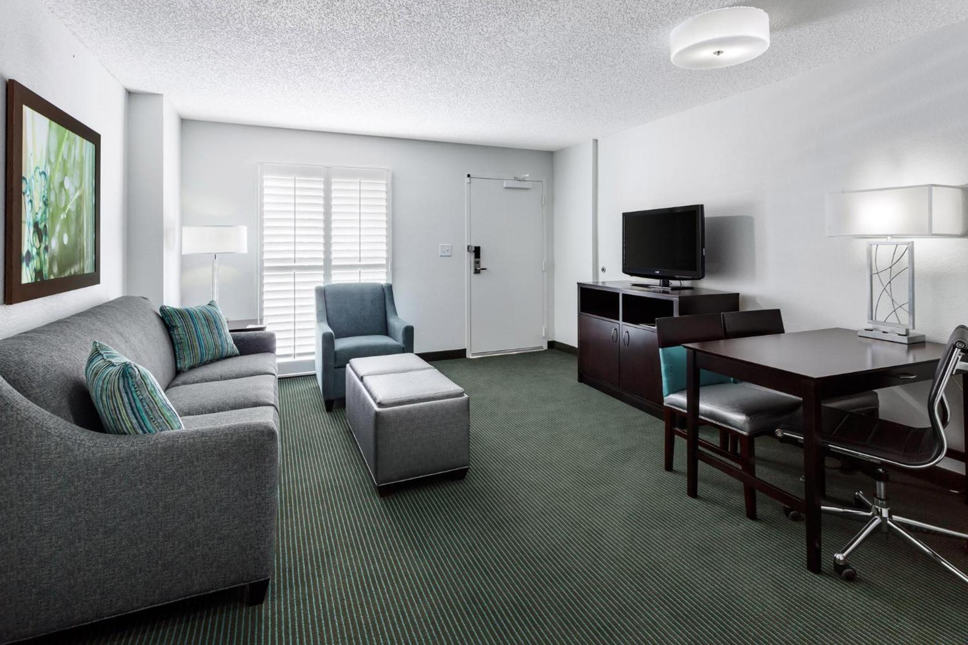 Embassy Suites by Hilton Orlando Lake Buena Vista Resort photo 59