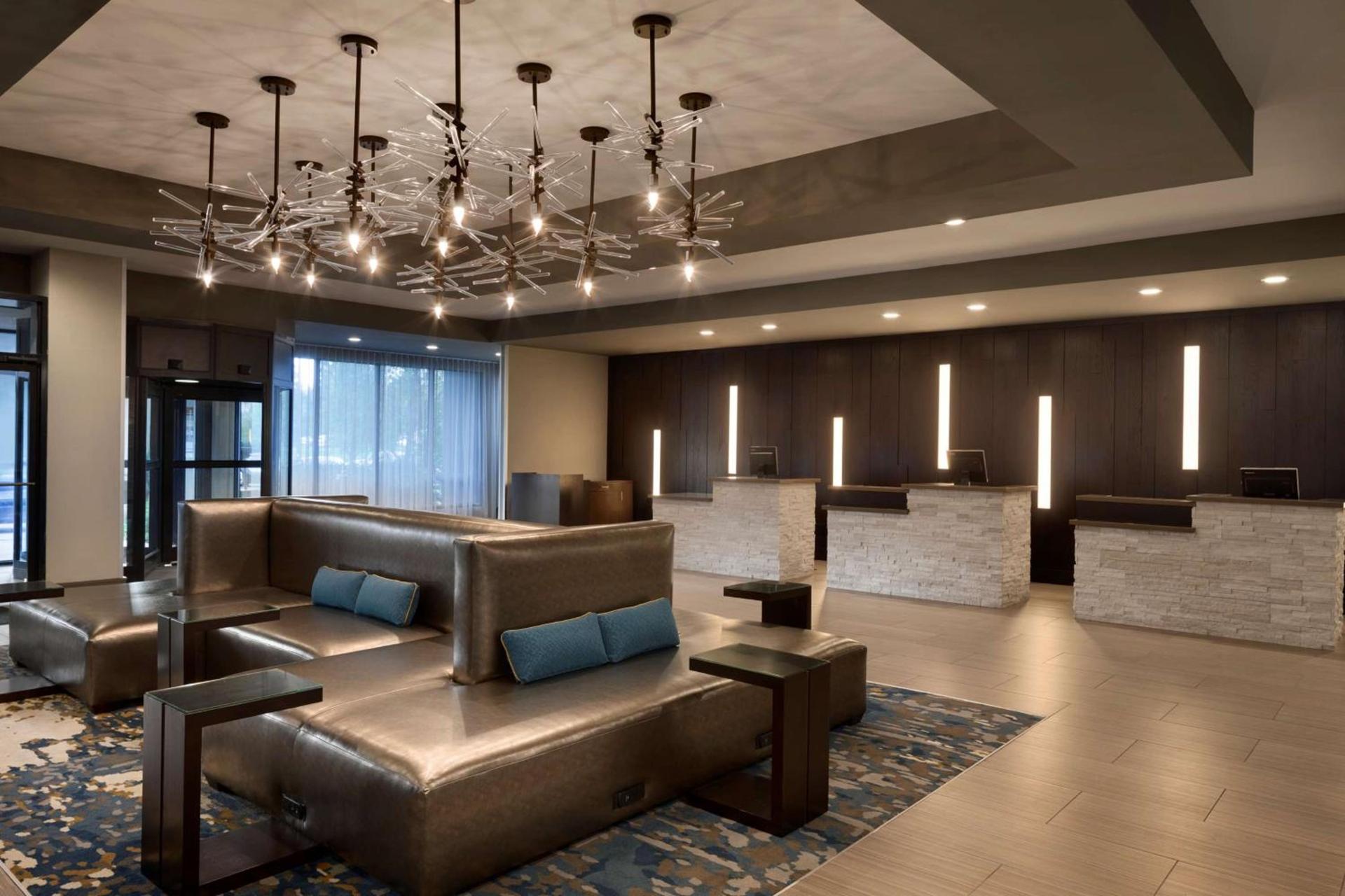 Embassy Suites by Hilton Columbus photo 4