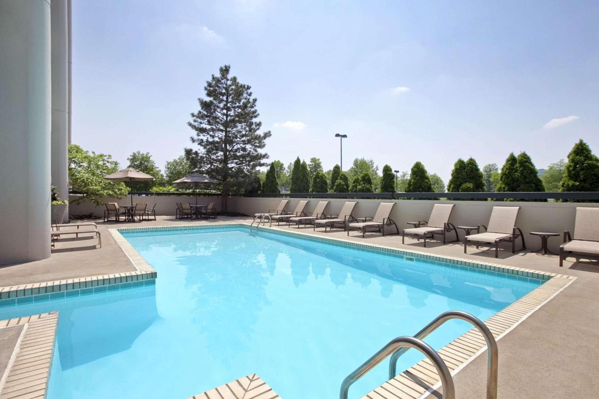 Embassy Suites by Hilton Columbus photo 11