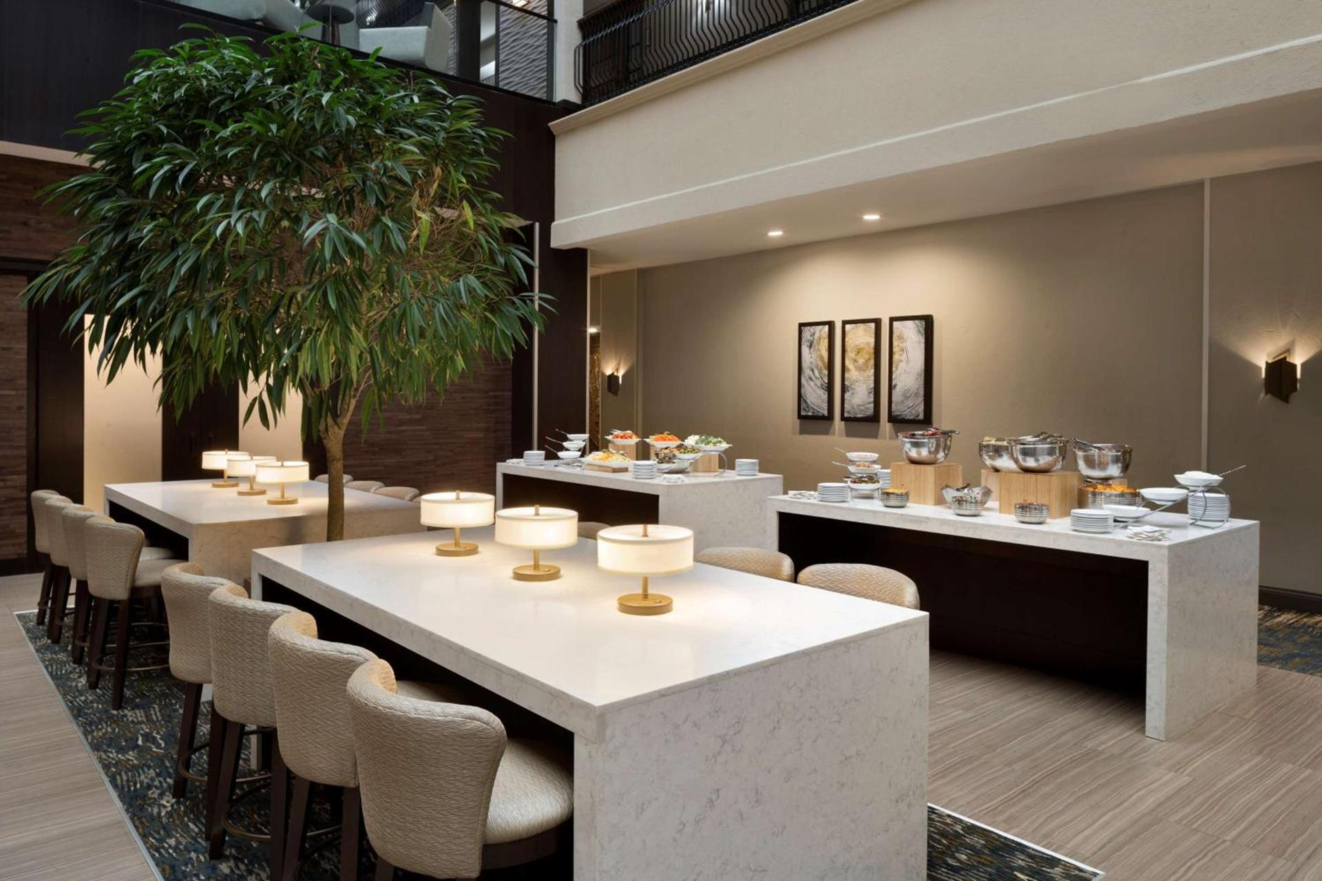 Embassy Suites by Hilton Columbus photo 14