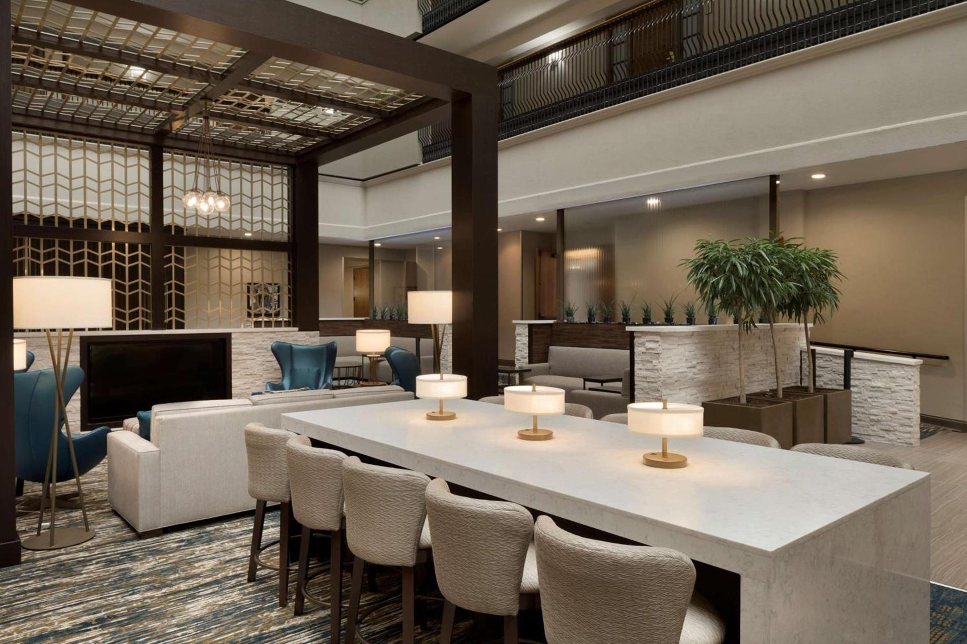 Embassy Suites by Hilton Columbus photo 18