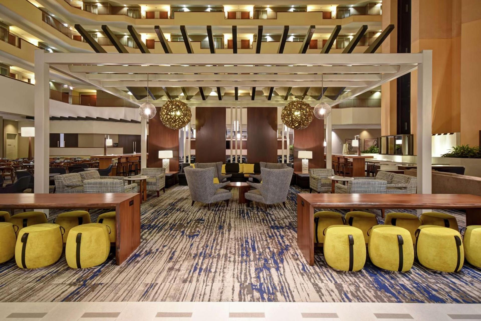Embassy Suites Charleston photo 4