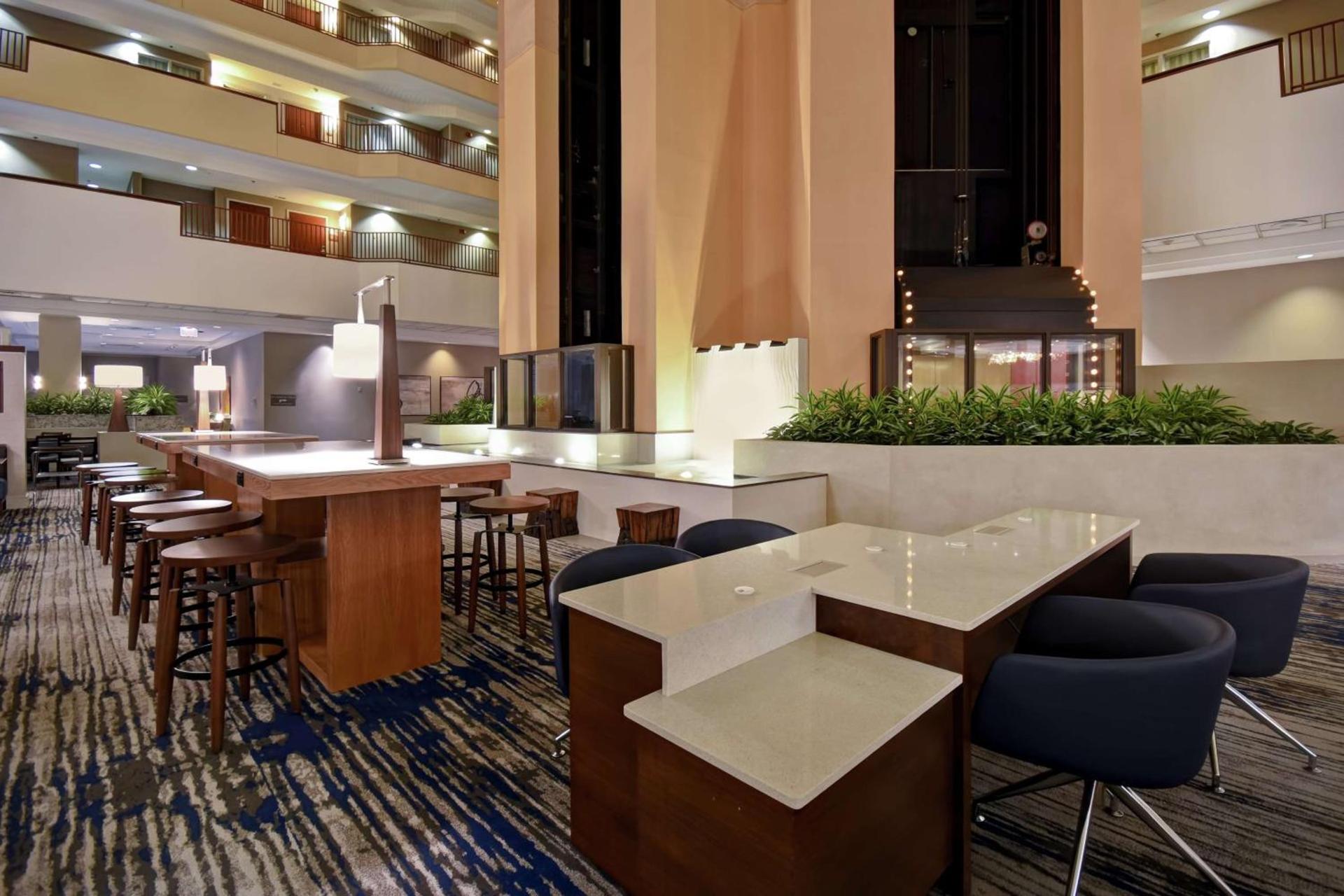 Embassy Suites Charleston photo 6