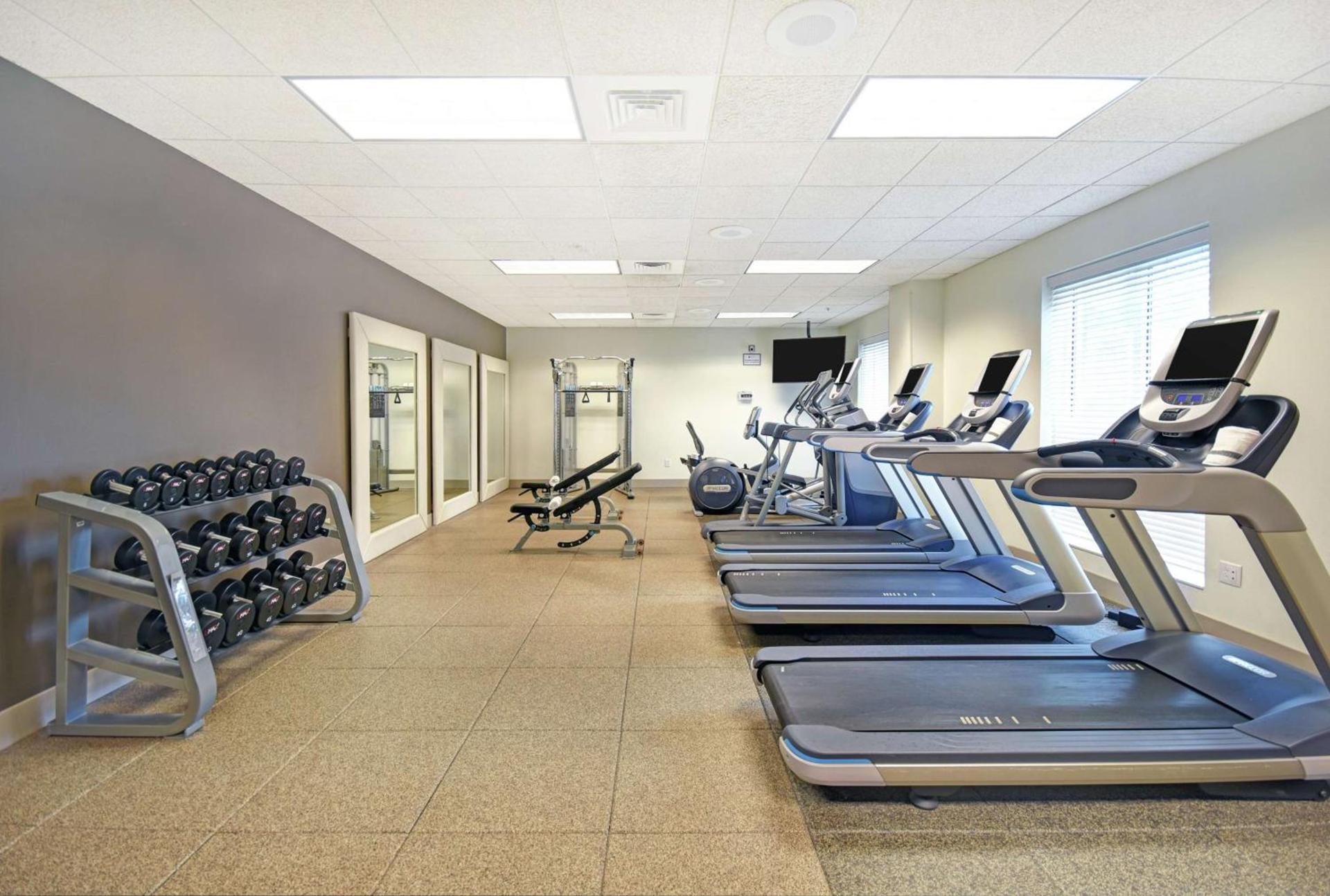 Embassy Suites Charleston photo 13