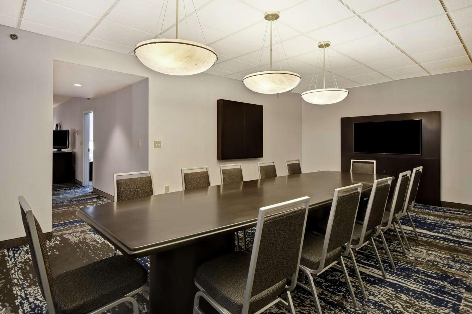 Embassy Suites Charleston photo 14