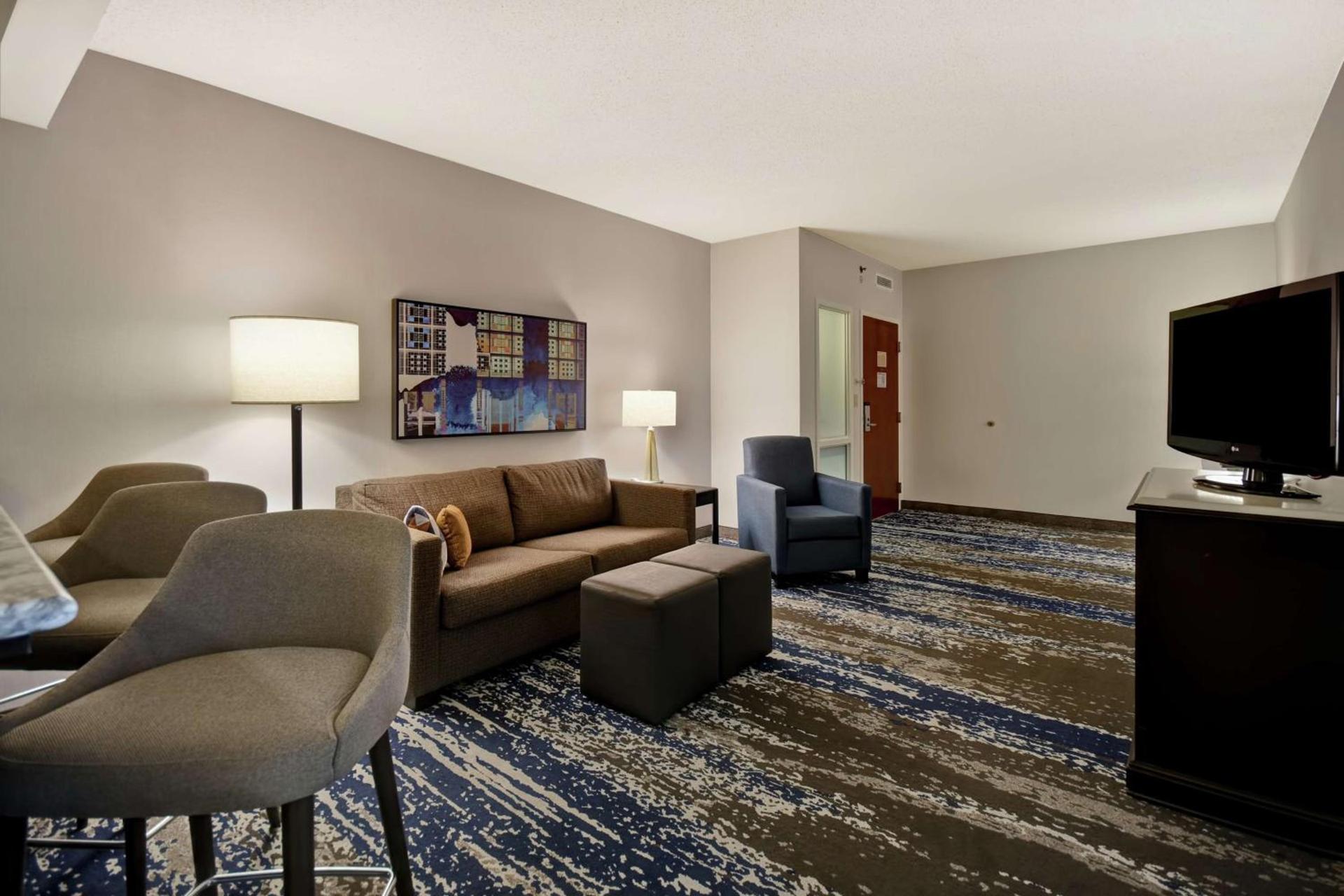 Embassy Suites Charleston photo 16