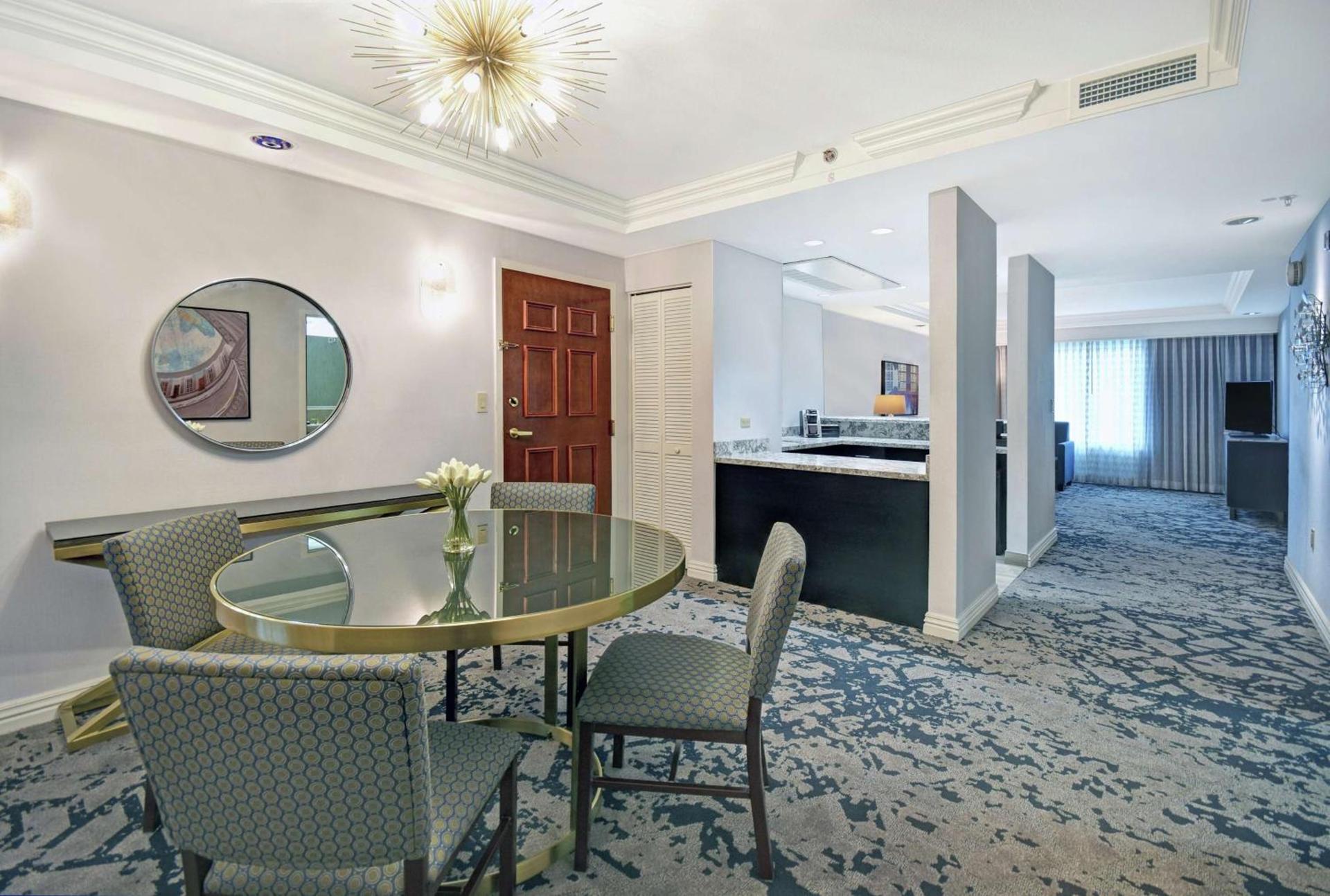 Embassy Suites Charleston photo 22