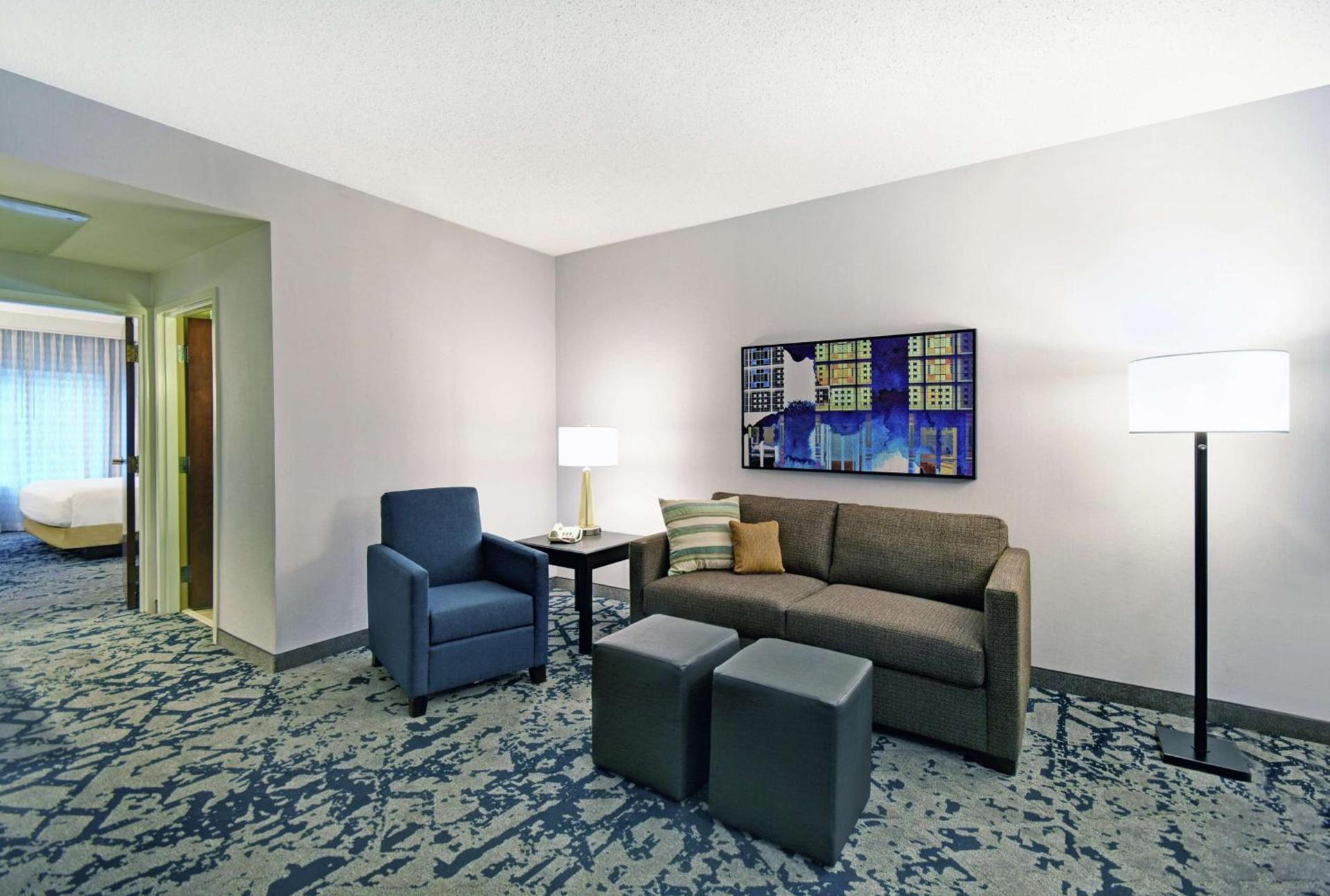 Embassy Suites Charleston photo 25