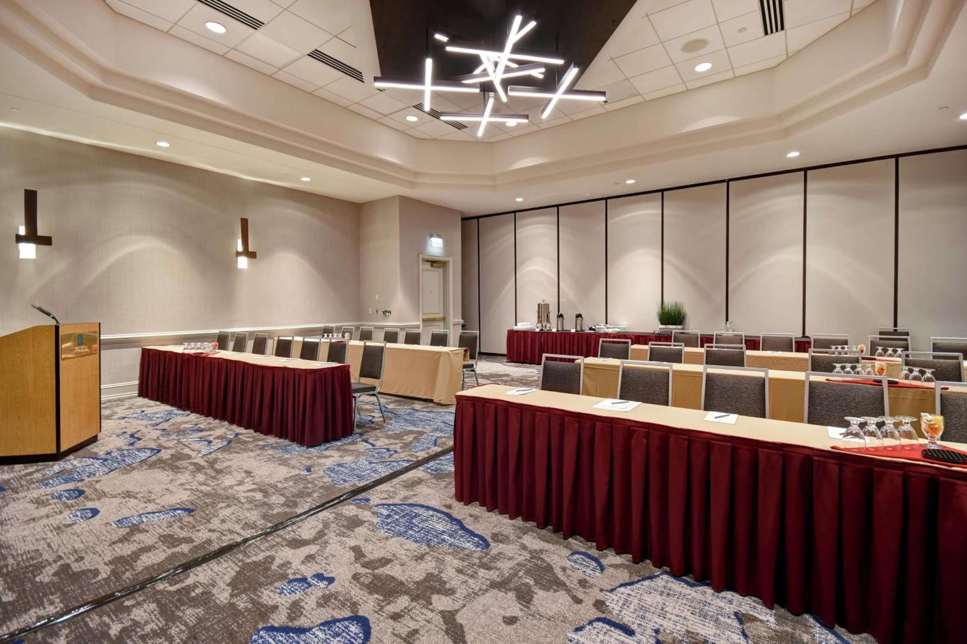 Embassy Suites Charleston photo 34