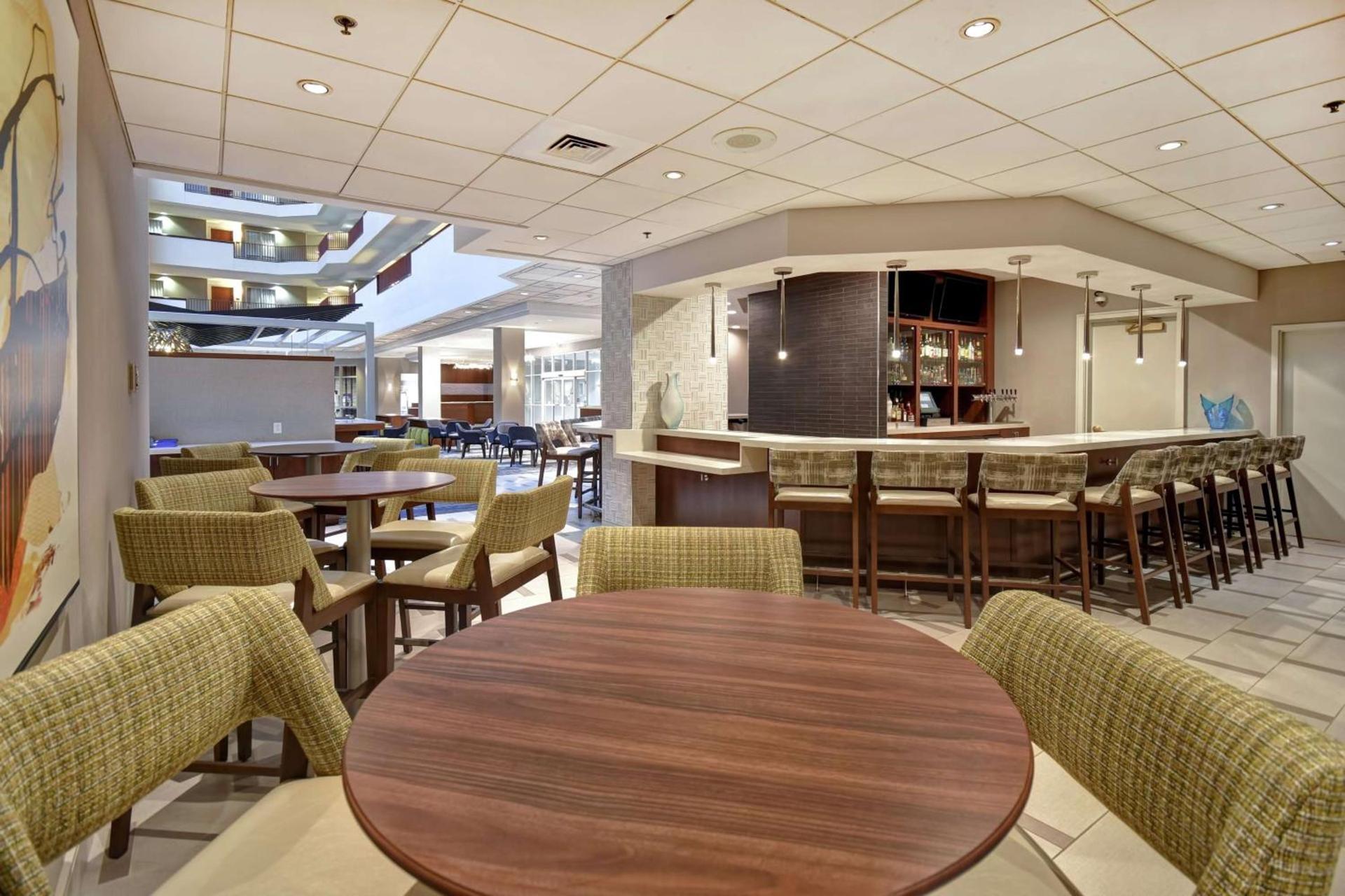 Embassy Suites Charleston photo 48