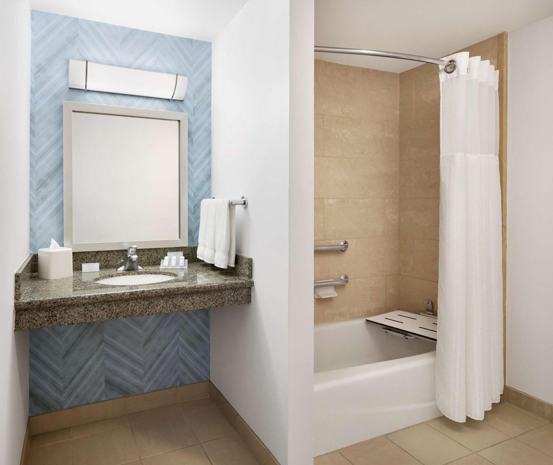 Hilton Garden Inn Dallas Richardson photo 13