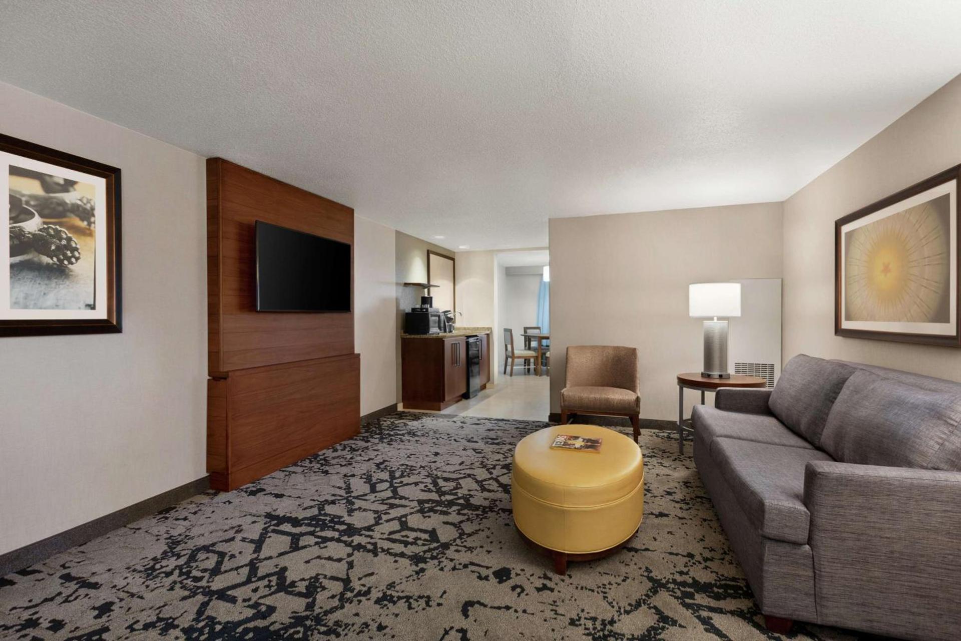 Embassy Suites Dallas - DFW Airport North photo 62