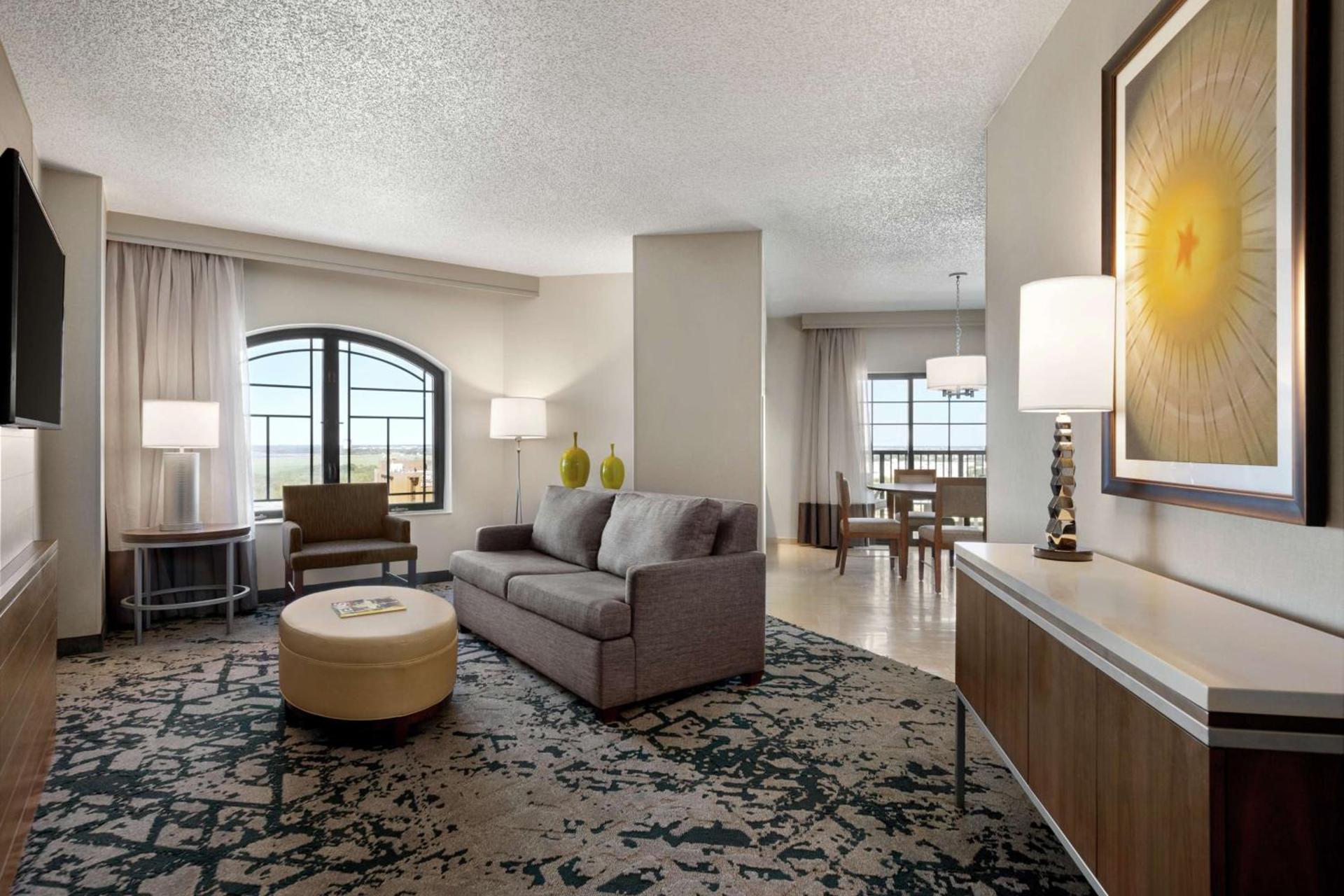 Embassy Suites Dallas - DFW Airport North photo 64
