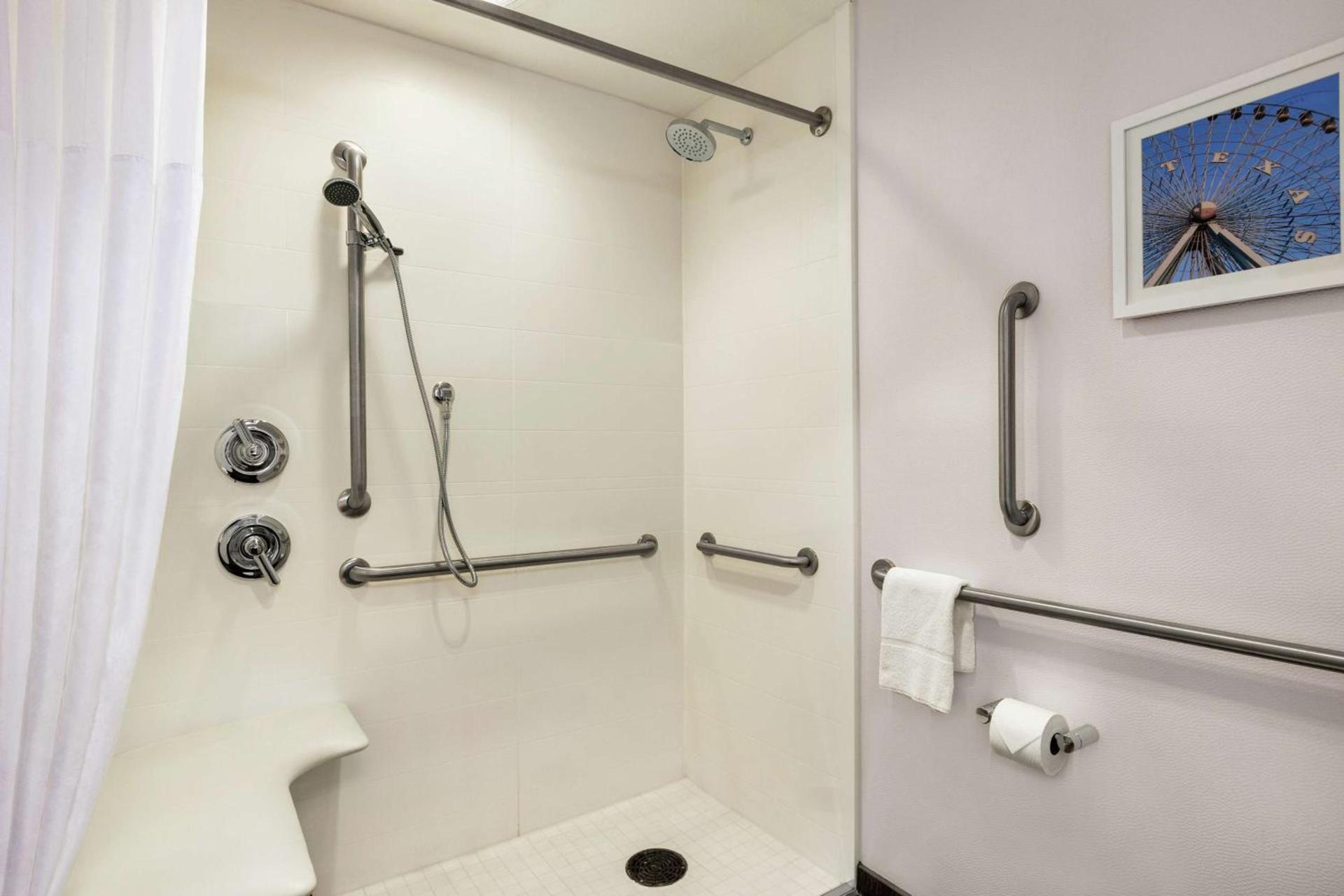 Hampton Inn & Suites Dallas-Mesquite photo 21