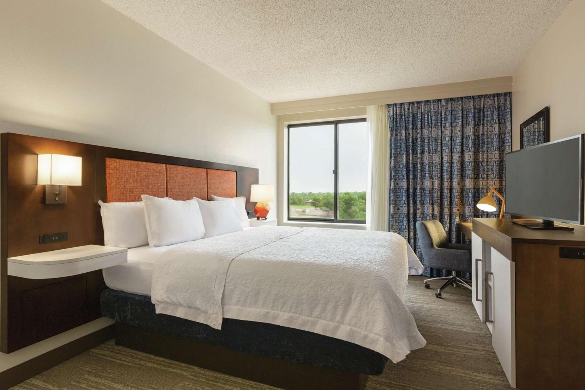Hampton Inn & Suites Dallas-Mesquite photo 31