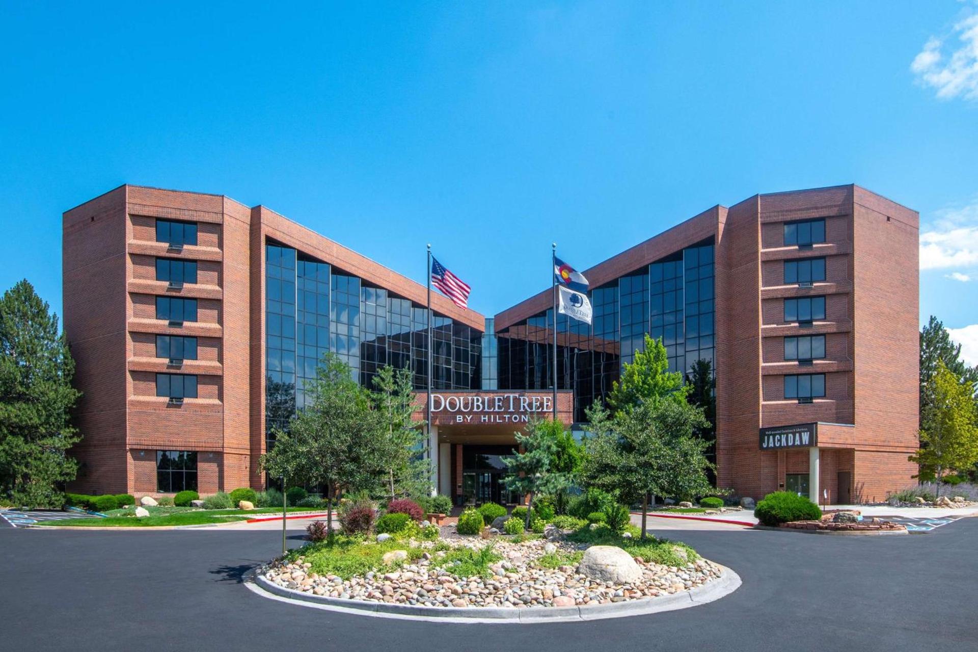 DoubleTree by Hilton Hotel Denver - Aurora photo 2