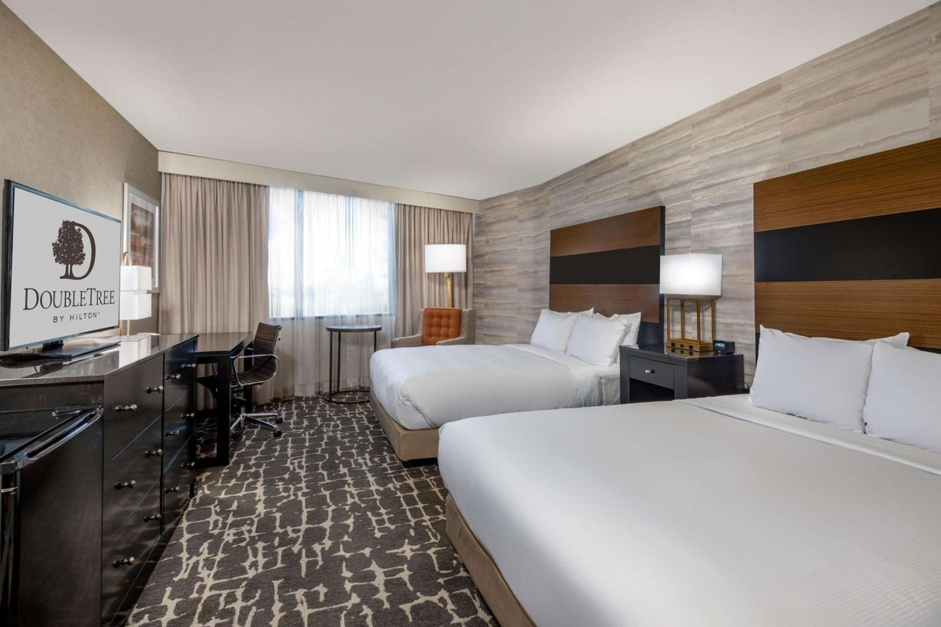 DoubleTree by Hilton Hotel Denver - Aurora photo 14