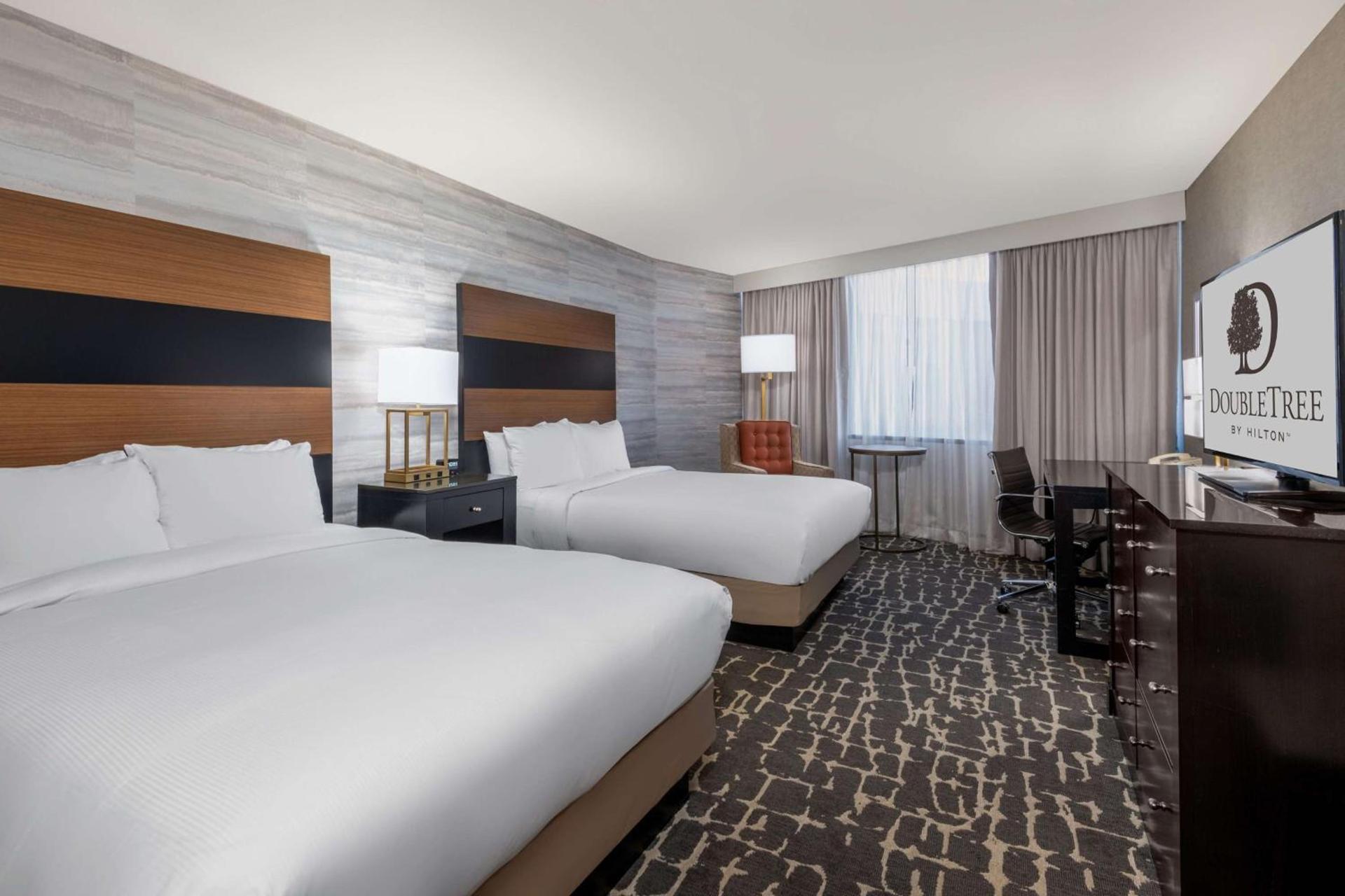 DoubleTree by Hilton Hotel Denver - Aurora photo 15