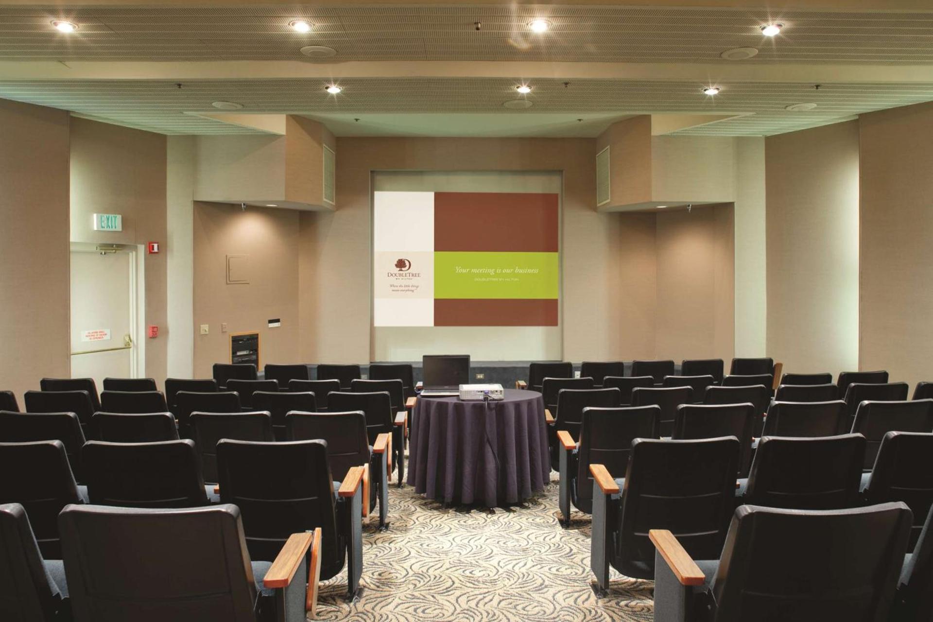DoubleTree by Hilton Hotel Denver - Aurora photo 29