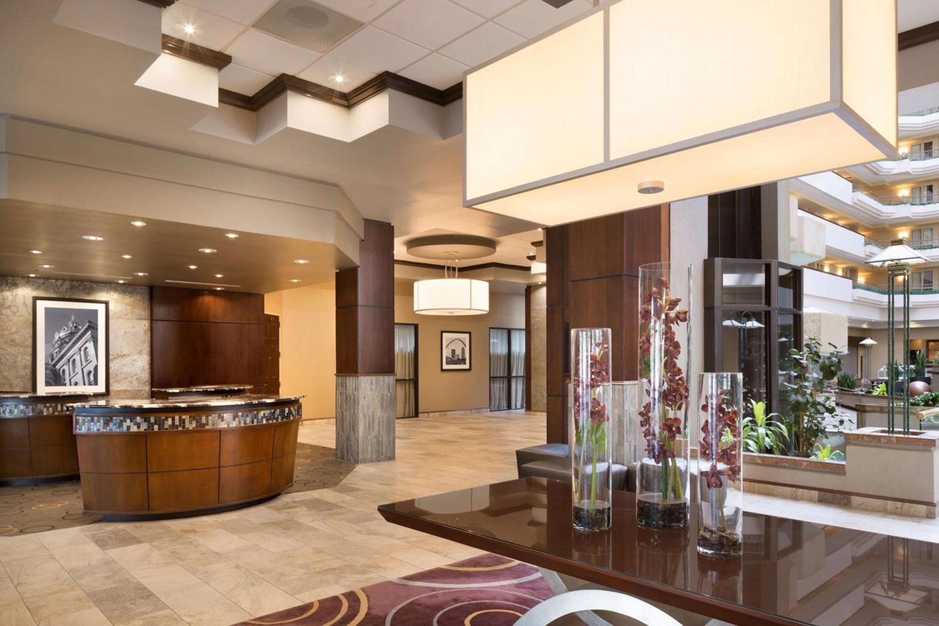 Embassy Suites Des Moines Downtown photo 7