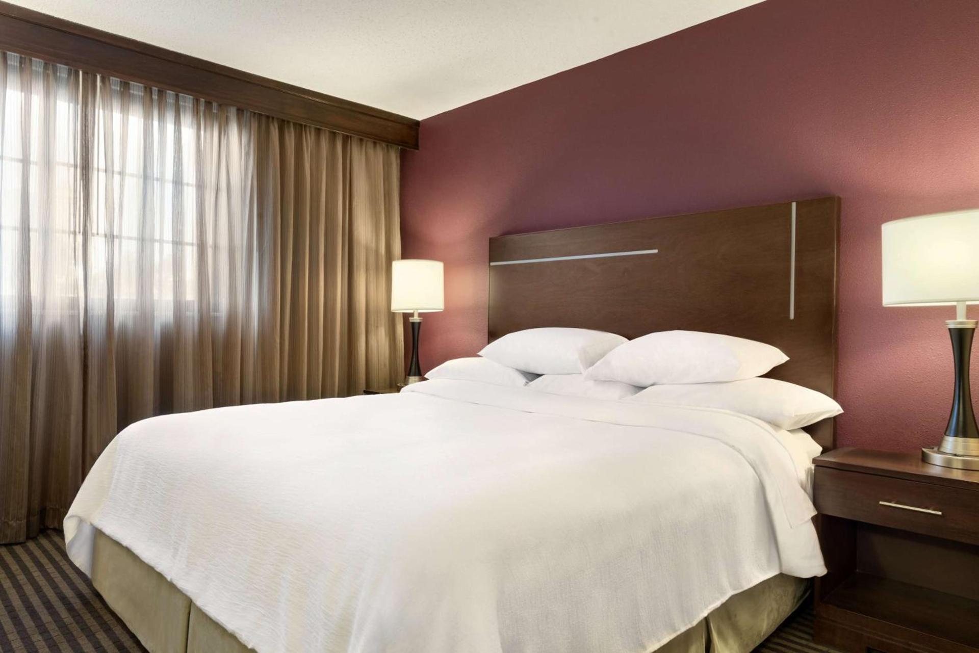 Embassy Suites Des Moines Downtown photo 43