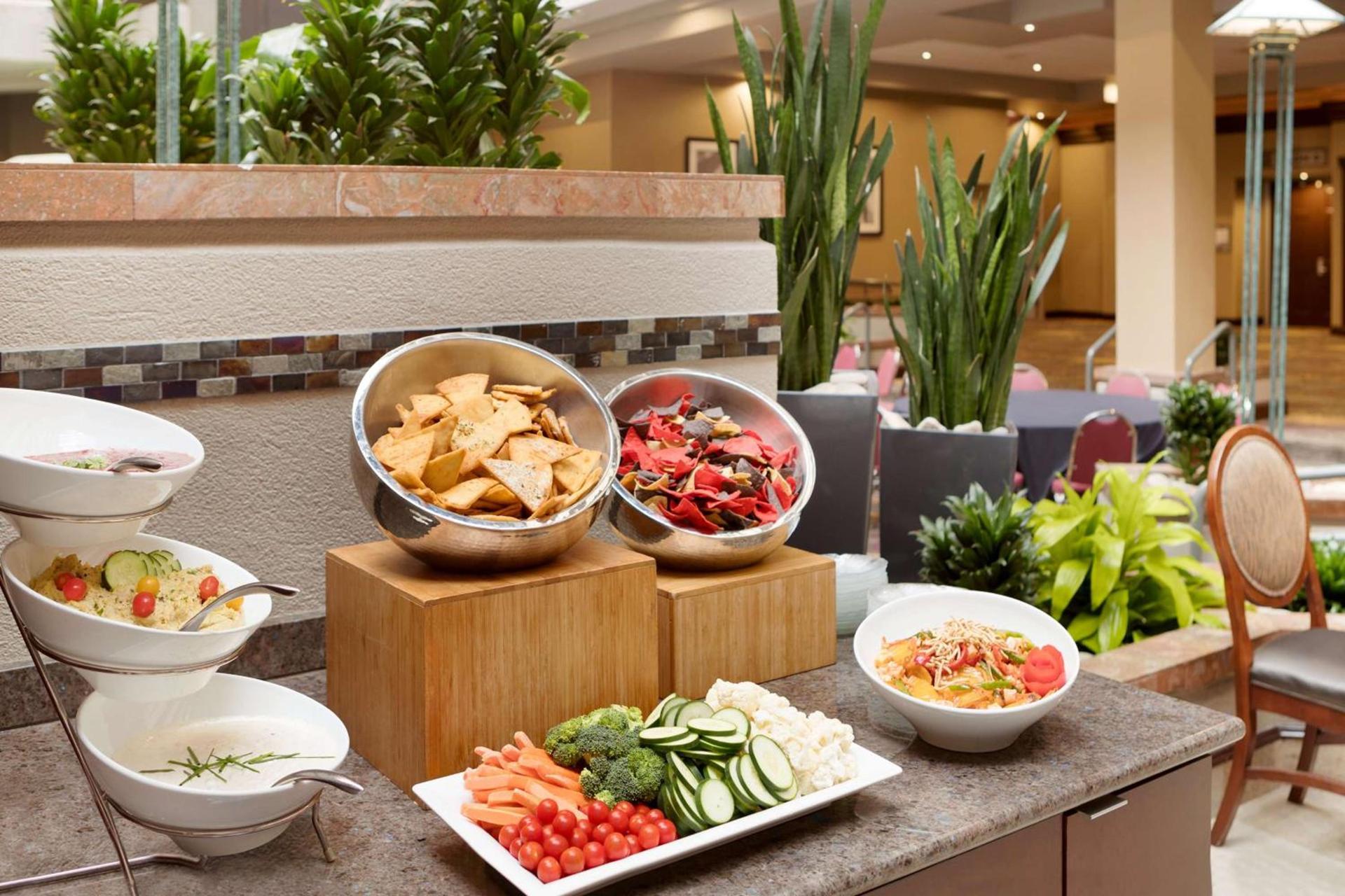 Embassy Suites Des Moines Downtown photo 55