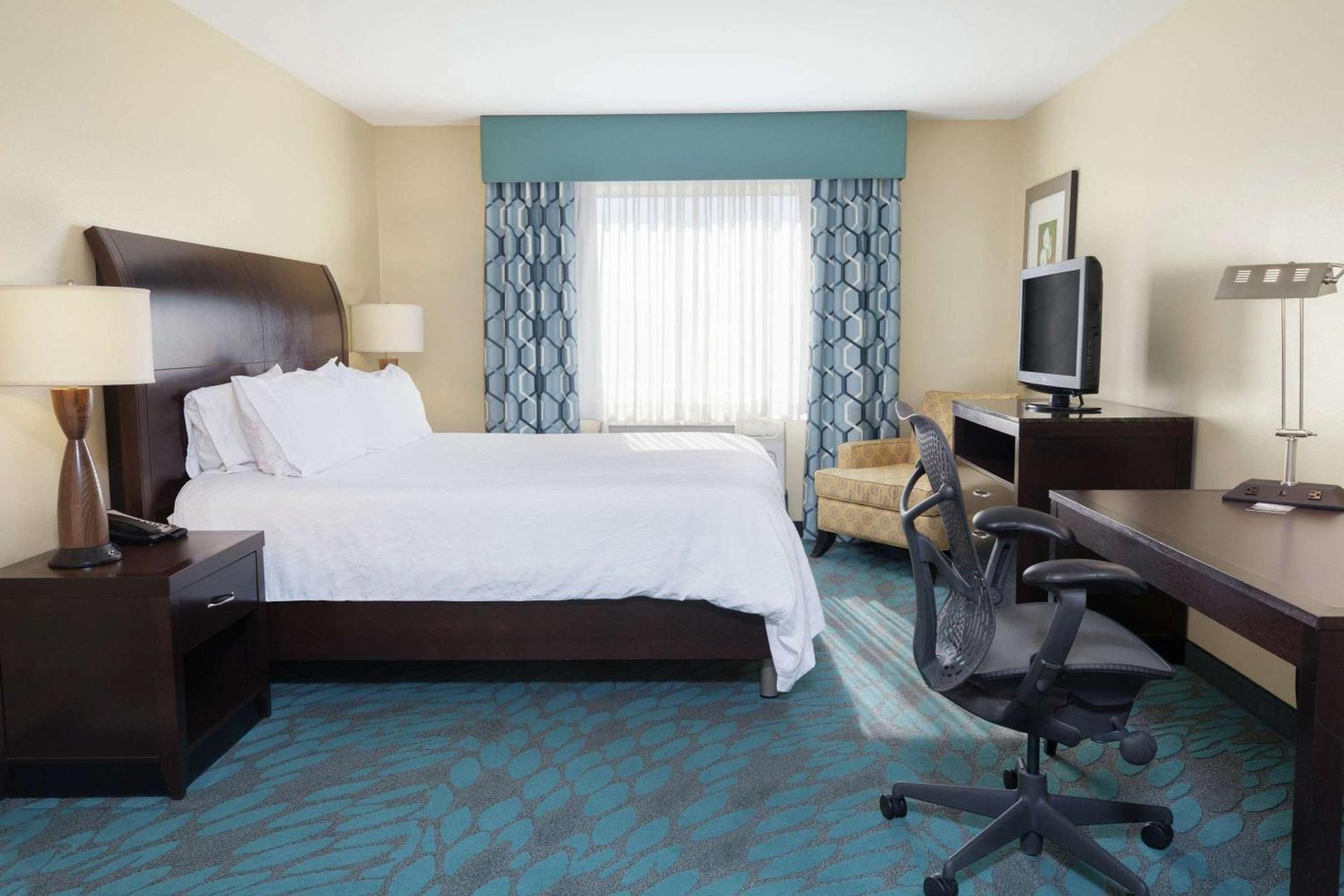 Hilton Garden Inn Fargo photo 11