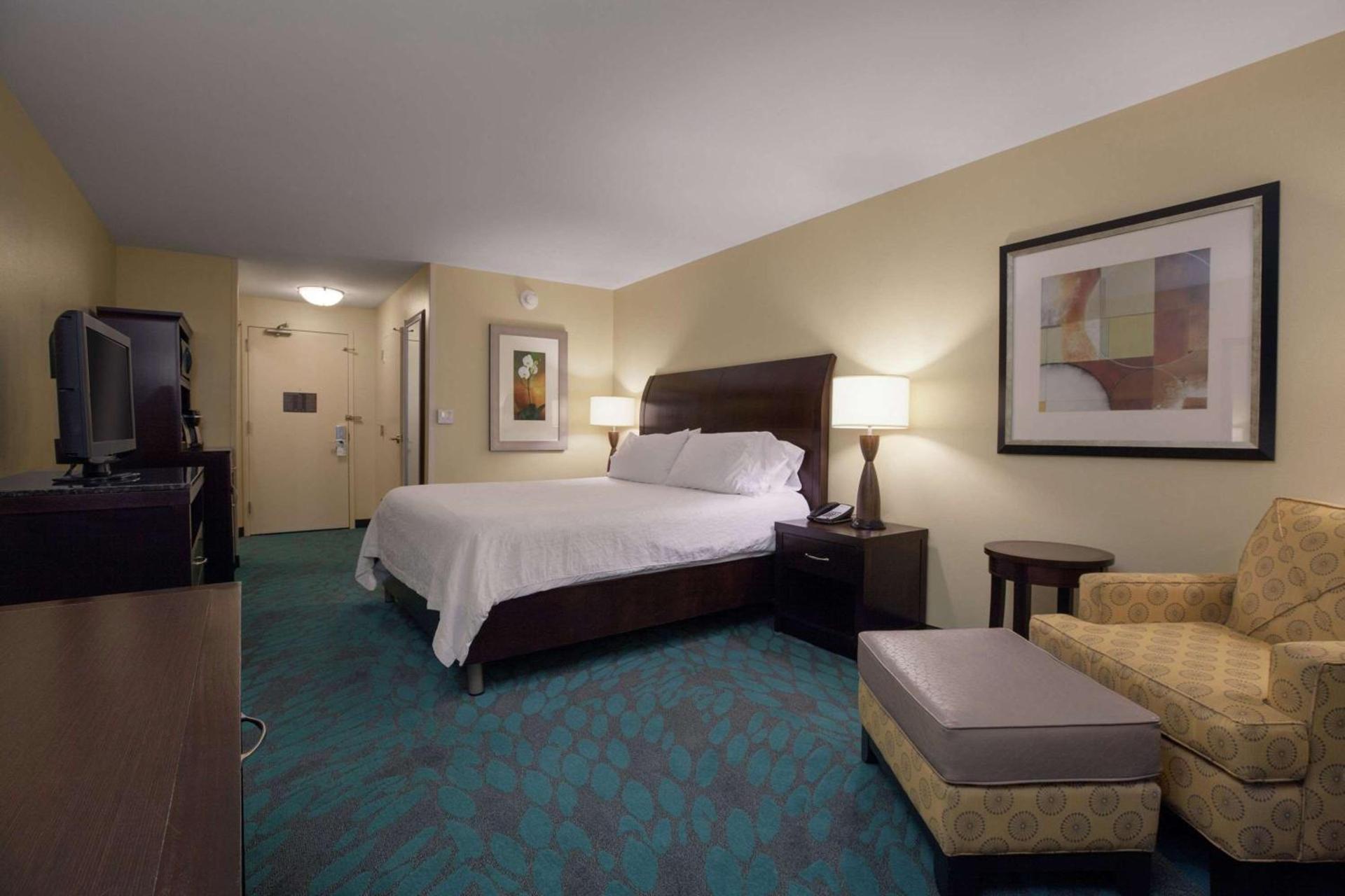 Hilton Garden Inn Fargo photo 13