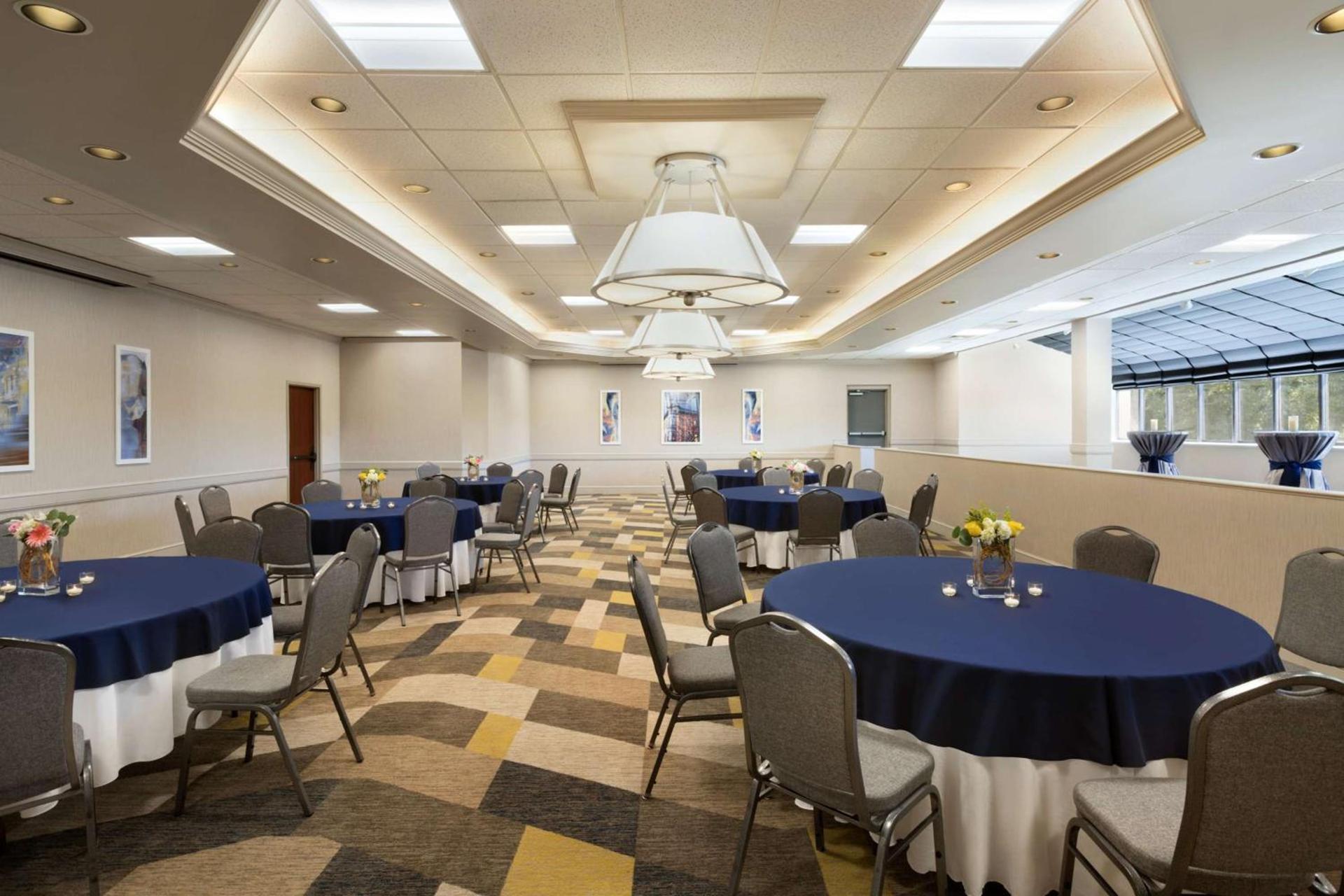 Hilton Fort Collins photo 46