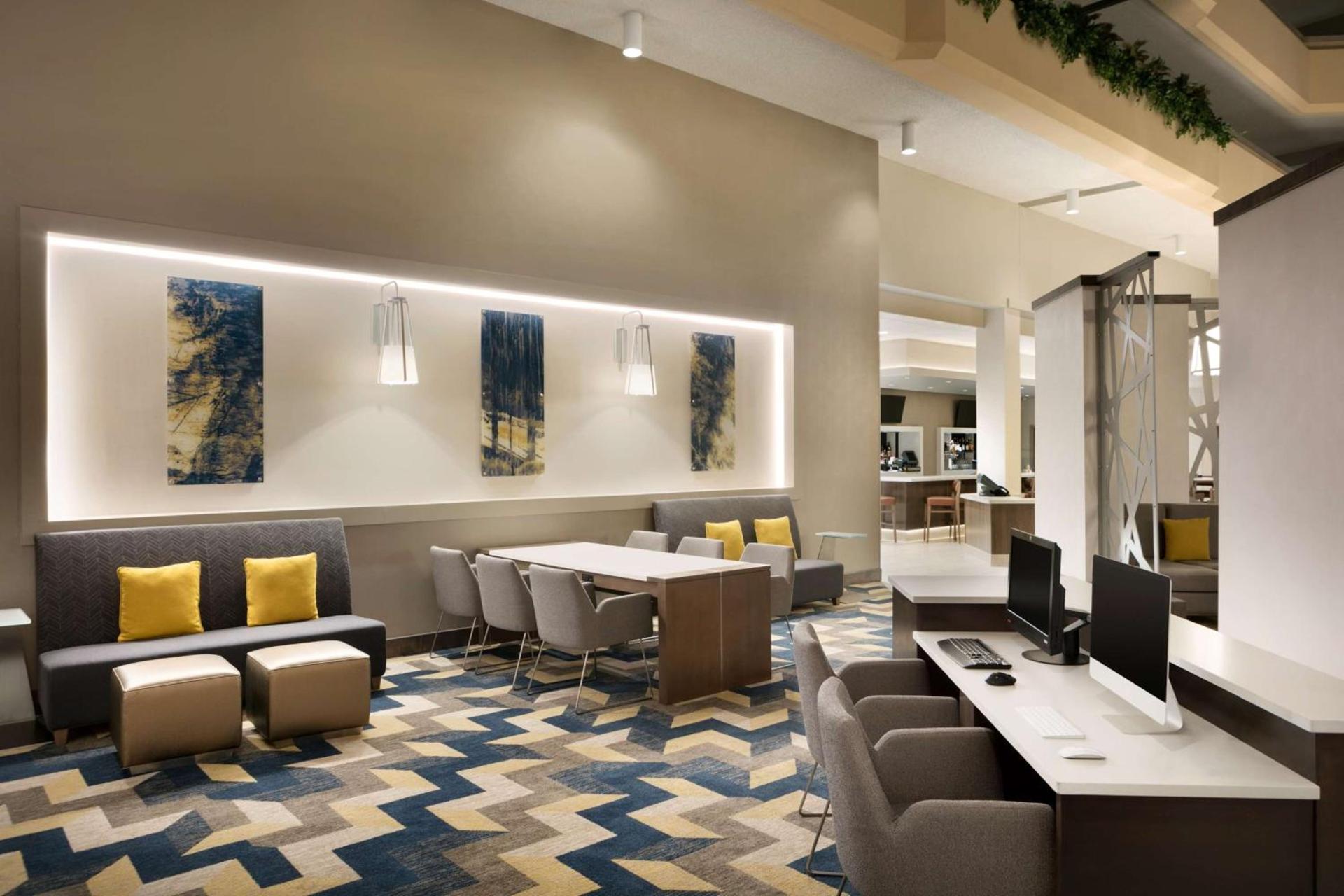 Hilton Fort Collins photo 51