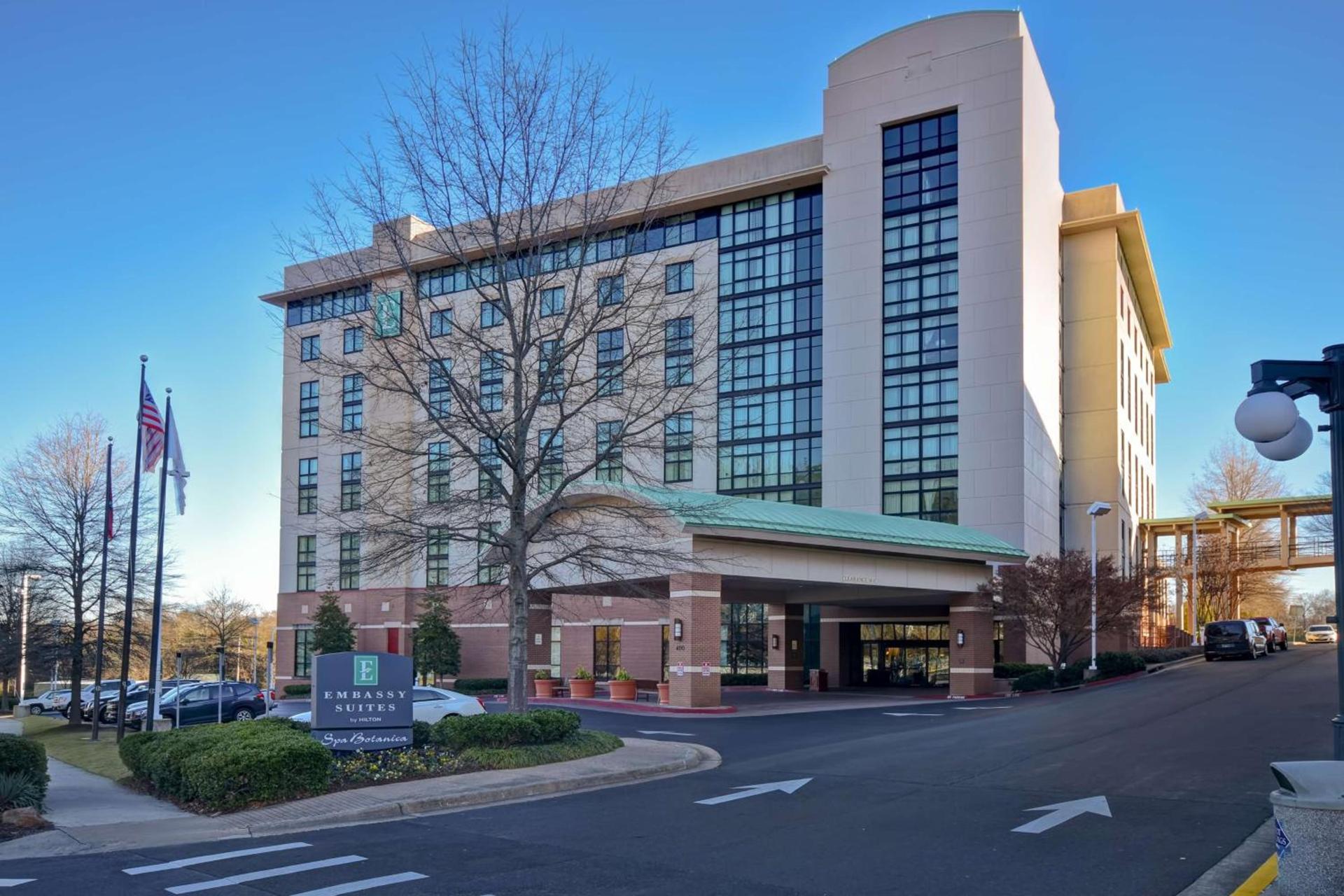 Embassy Suites by Hilton at Hot Springs Convention Center photo 2