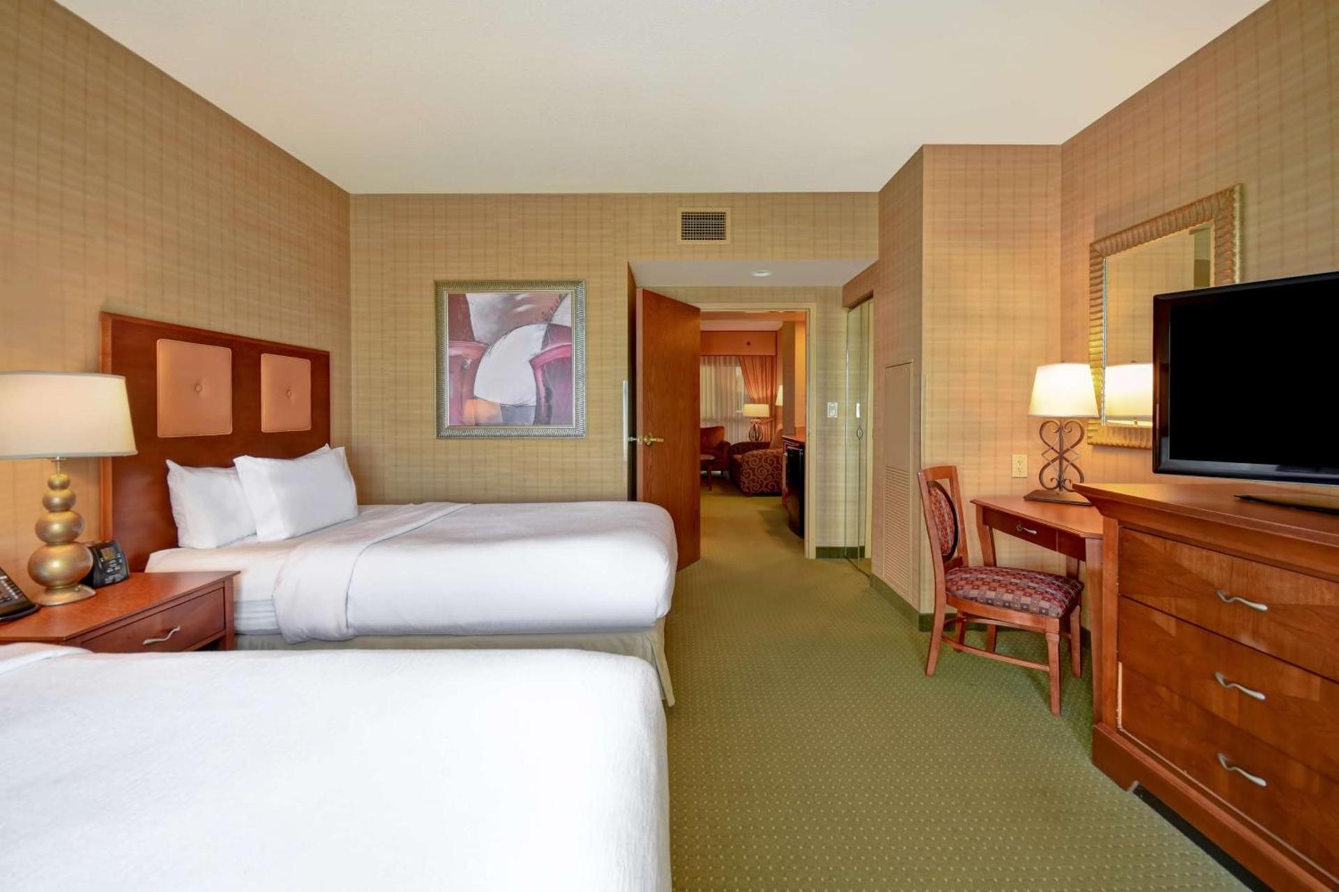 Embassy Suites by Hilton at Hot Springs Convention Center photo 16