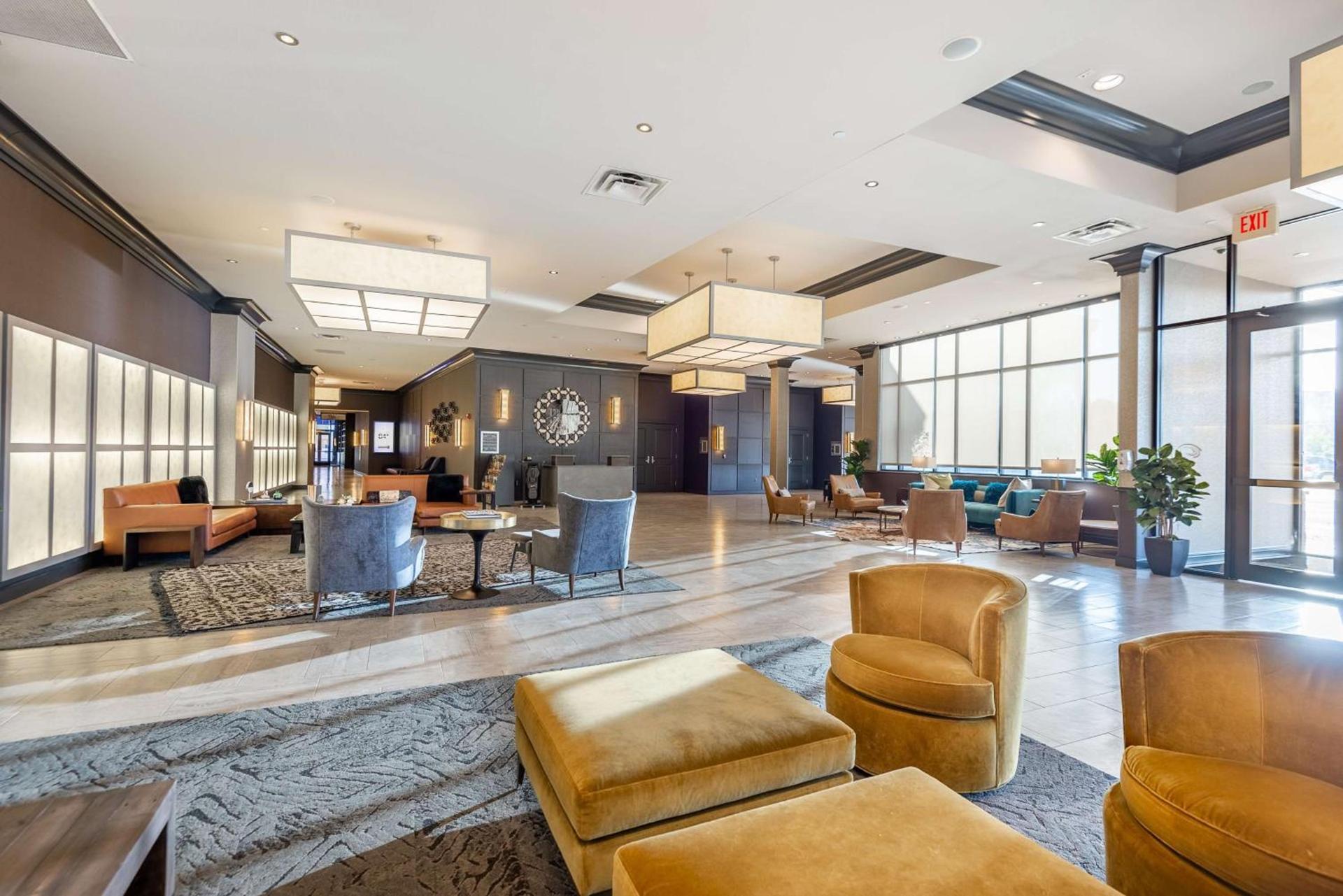 Hilton Promenade Branson Landing photo 6