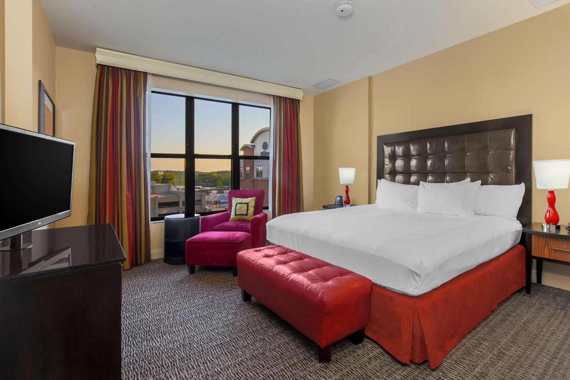 Hilton Promenade Branson Landing photo 17