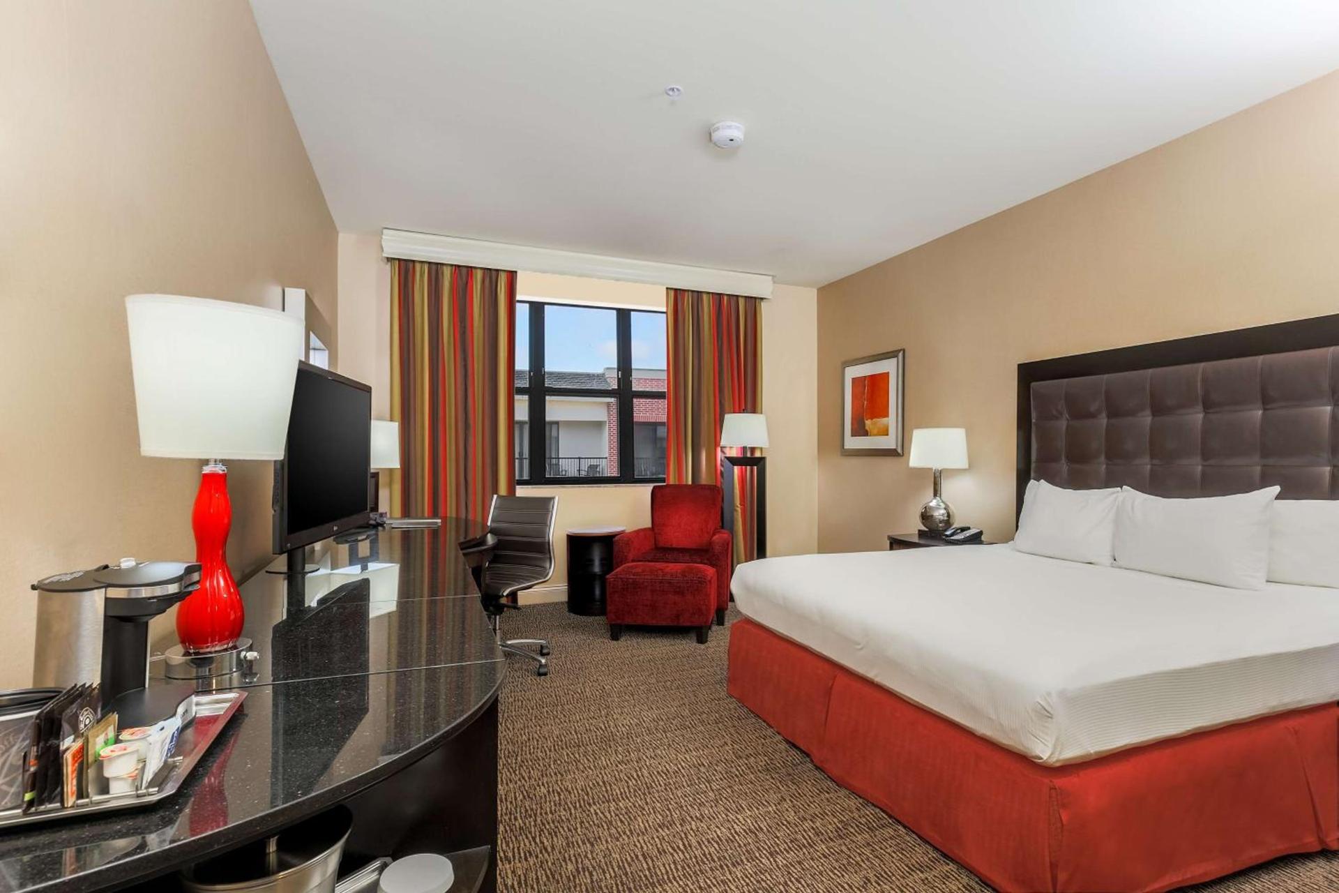 Hilton Promenade Branson Landing photo 16