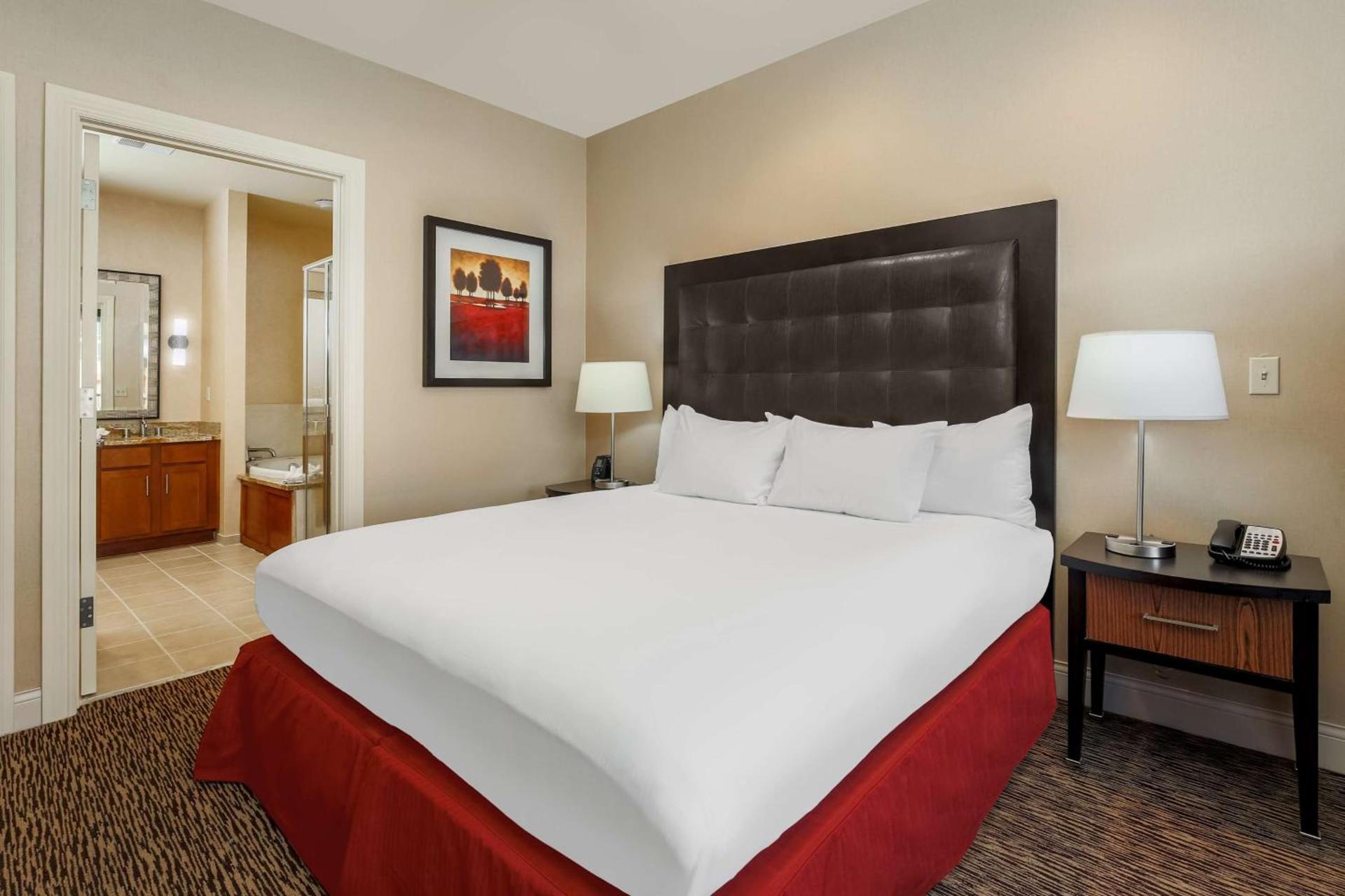 Hilton Promenade Branson Landing photo 26