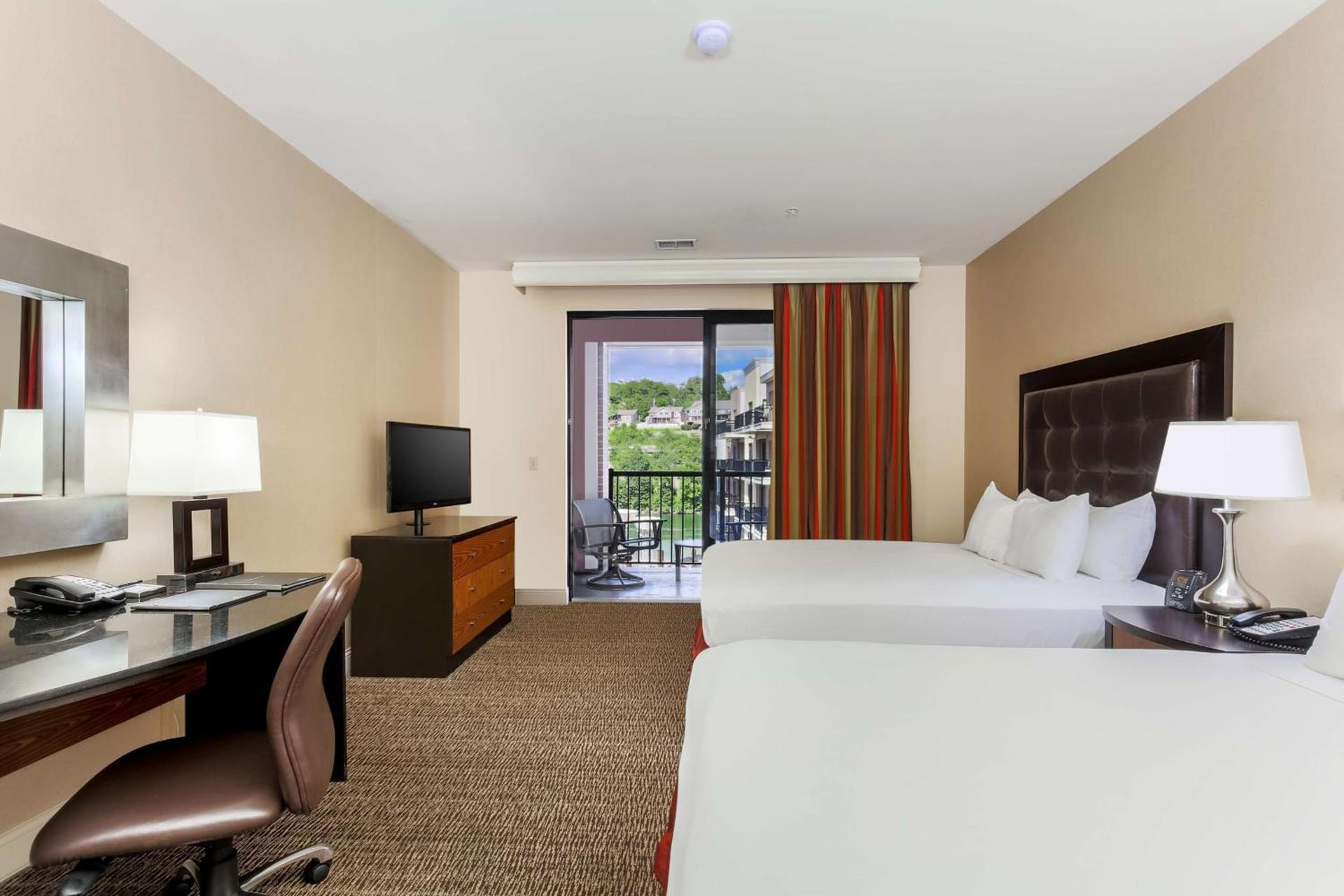 Hilton Promenade Branson Landing photo 27